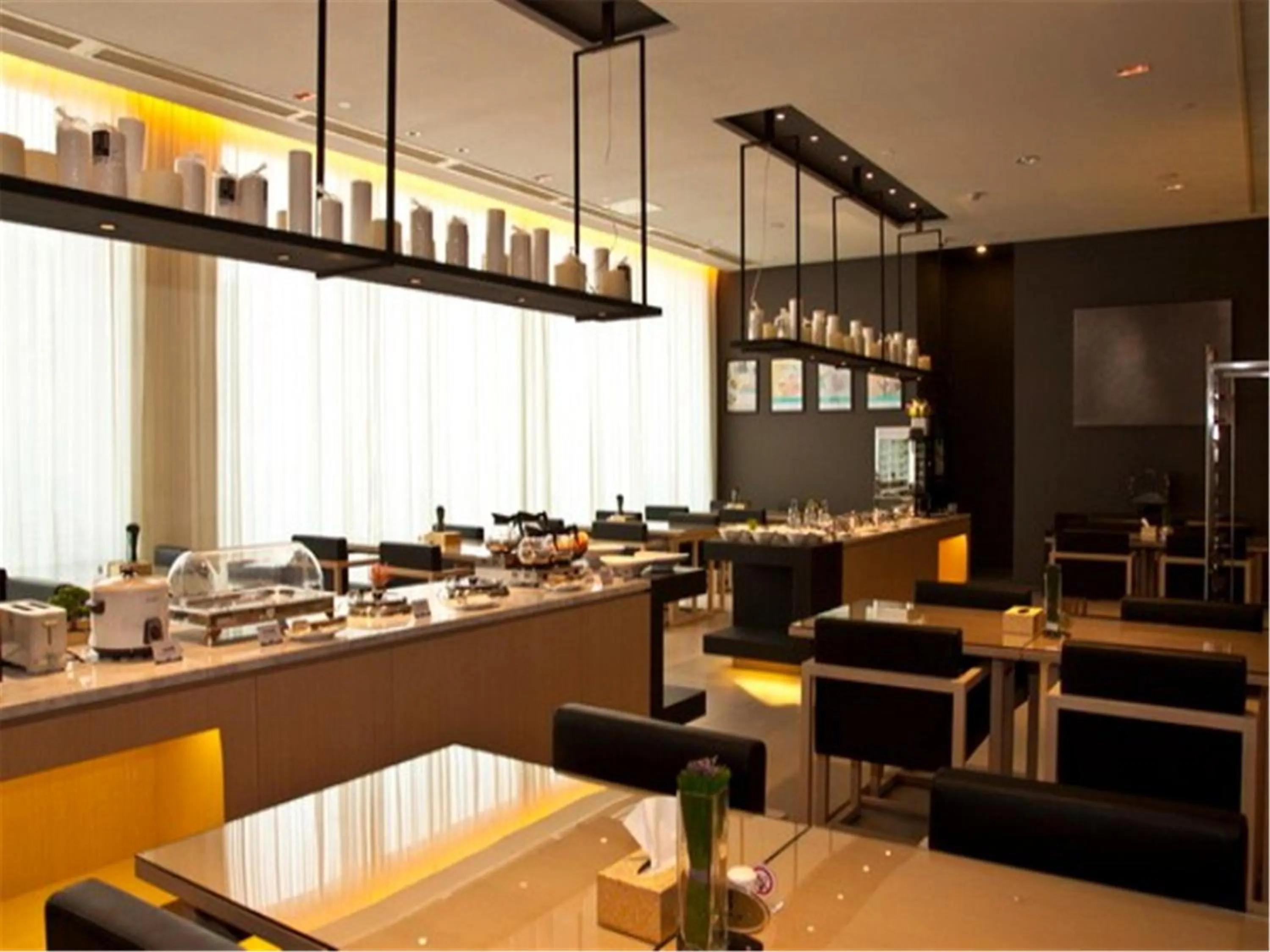 Restaurant/places to eat in Jinjiang Inn Fuzhou Cangshan Olympic Centre