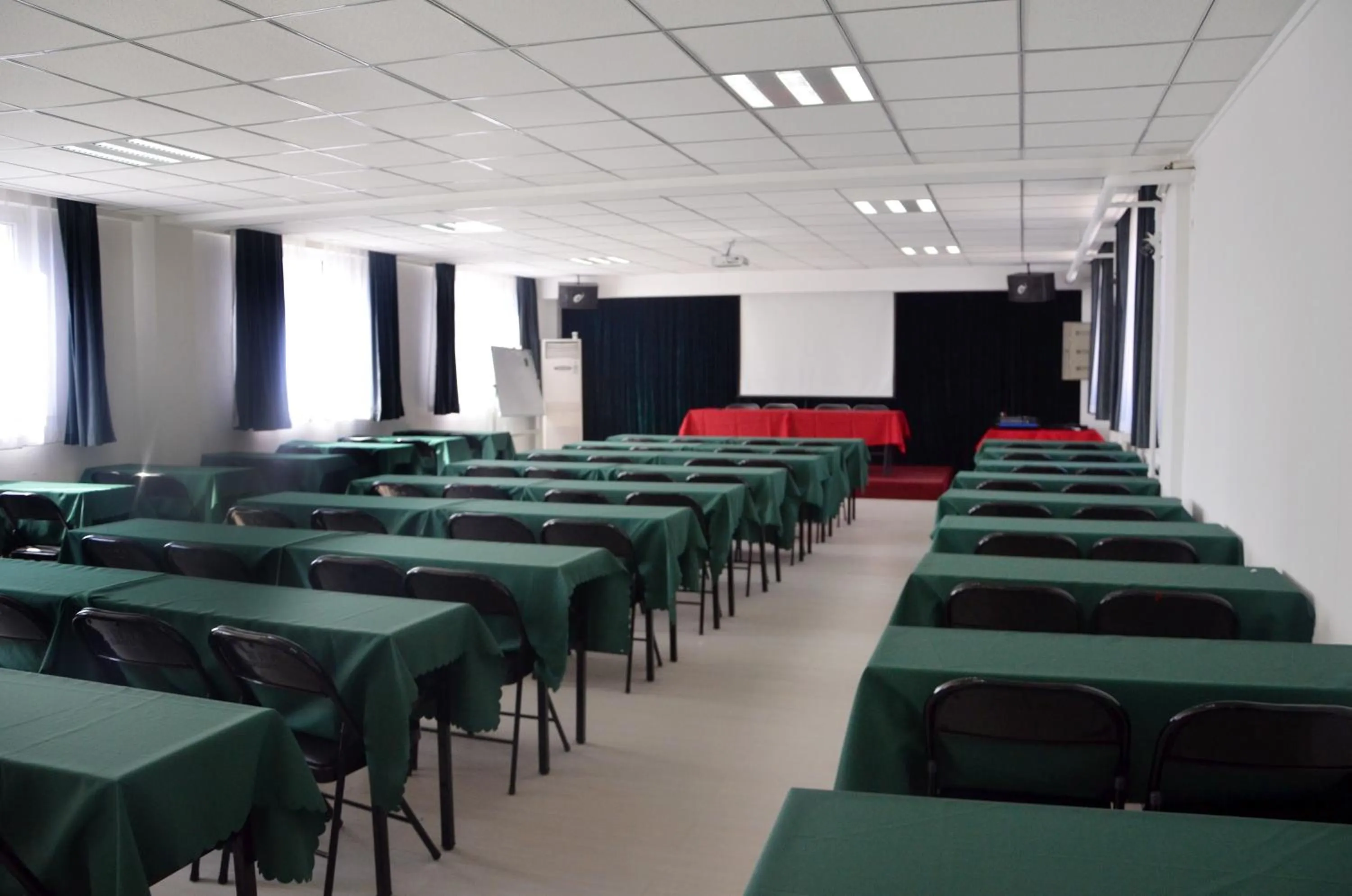 Meeting/conference room in Jinjiang Inn Beijing Fengtai East Avenue Railway Station