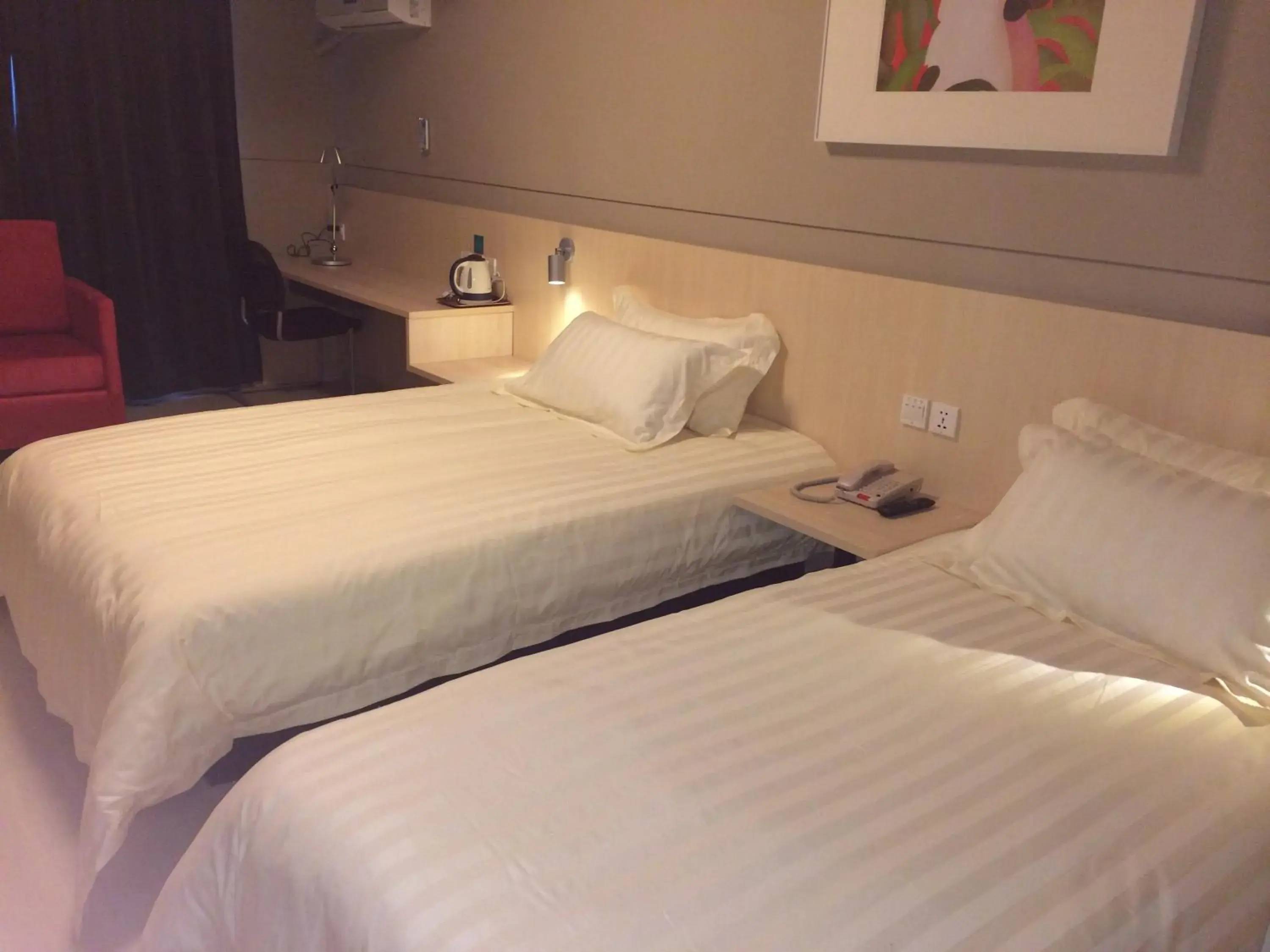 Bed in Jinjiang Inn Yibin Zhongshan Street Bed in Jinjiang Inn Yibin Zhongshan Street