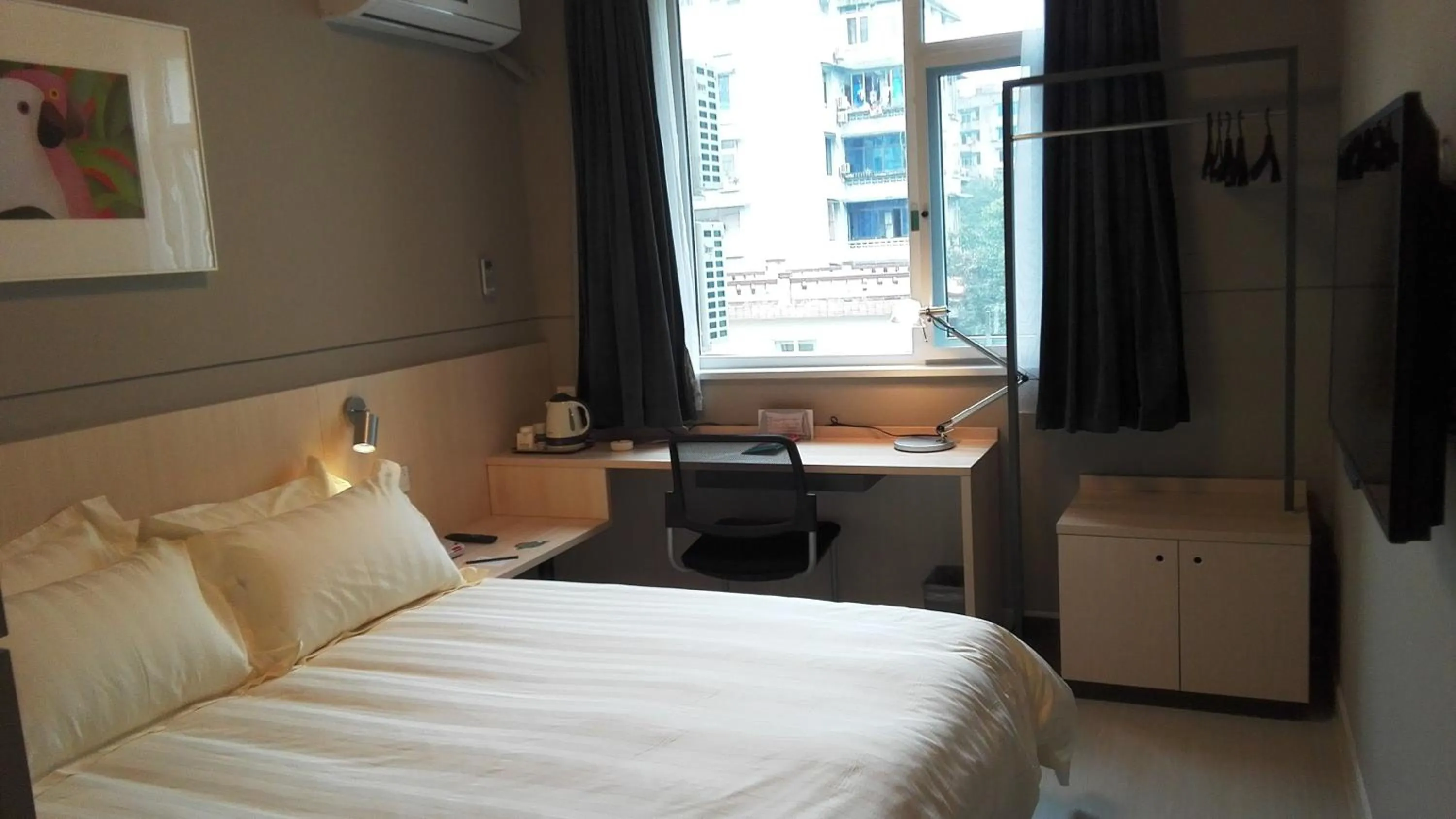 Bed in Jinjiang Inn Yibin Zhongshan Street