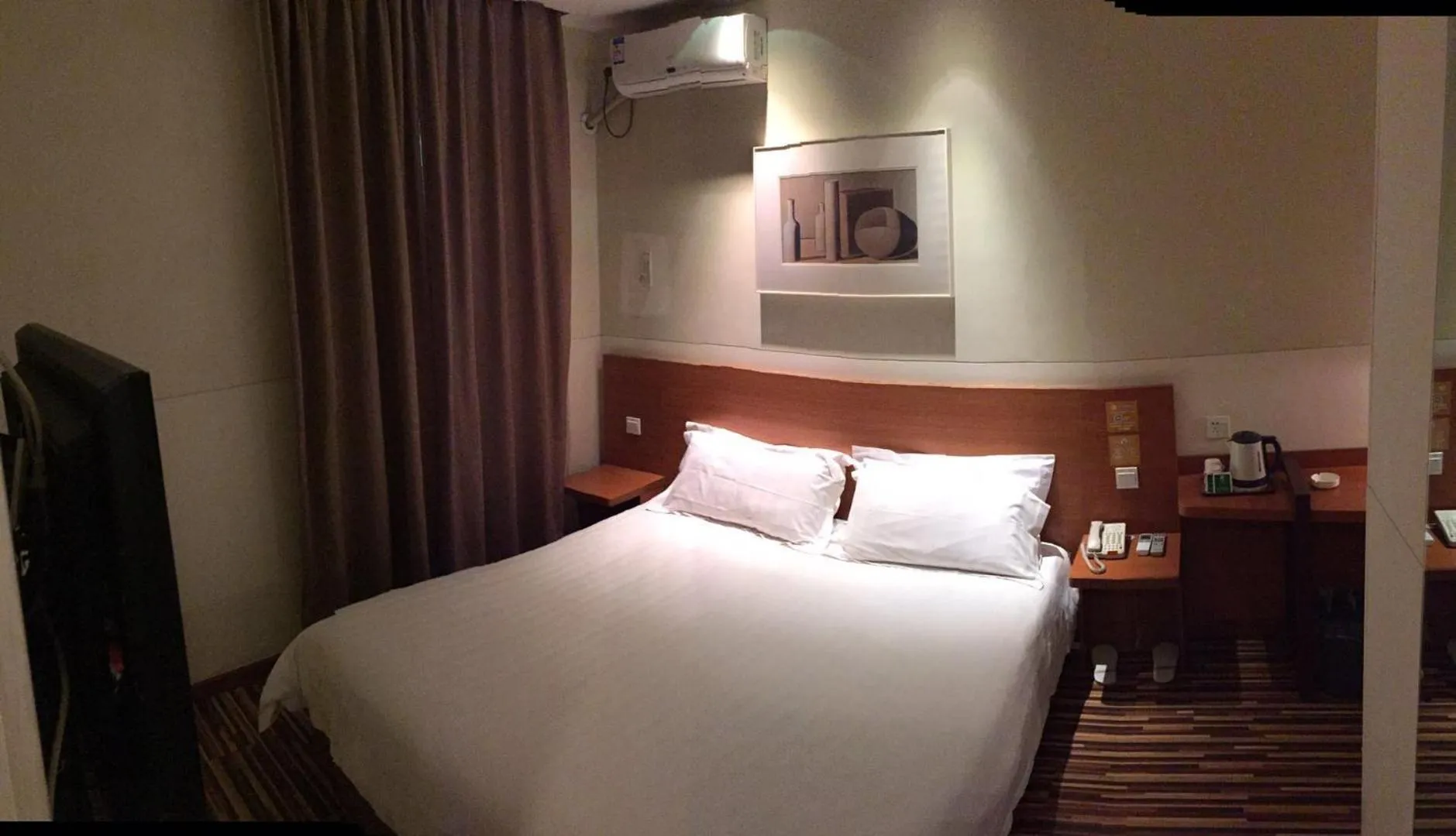 Photo of the whole room, Bed in Goldmet Inn Changzhi Bayi Square