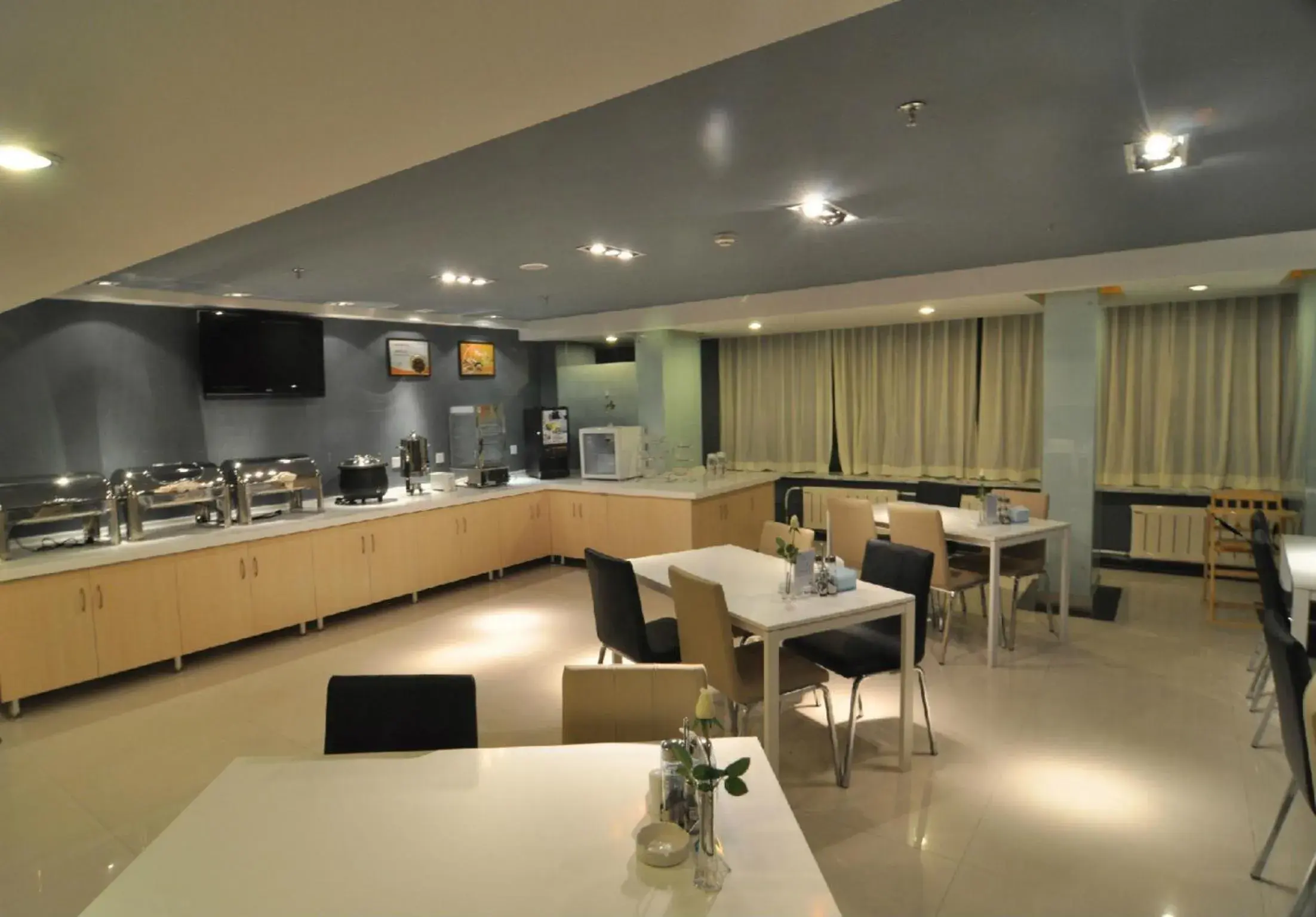 Restaurant/places to eat in Jinjiang Inn Qingdao Bus Station Restaurant/places to eat in Jinjiang Inn Qingdao Bus Station