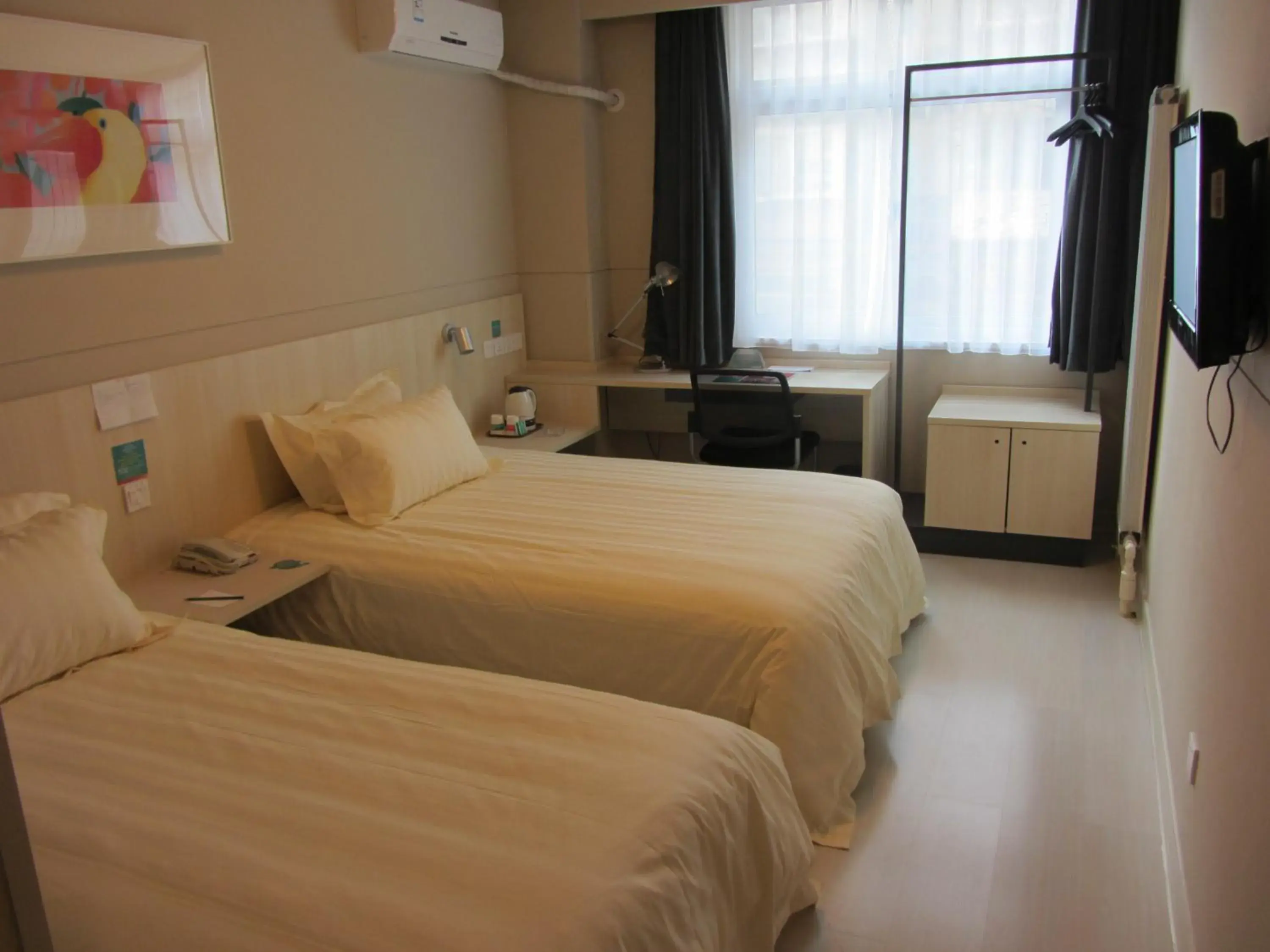 Bed in Jinjiang Inn Jining Yanzhou Century Silver Plaza Bed in Jinjiang Inn Jining Yanzhou Century Silver Plaza