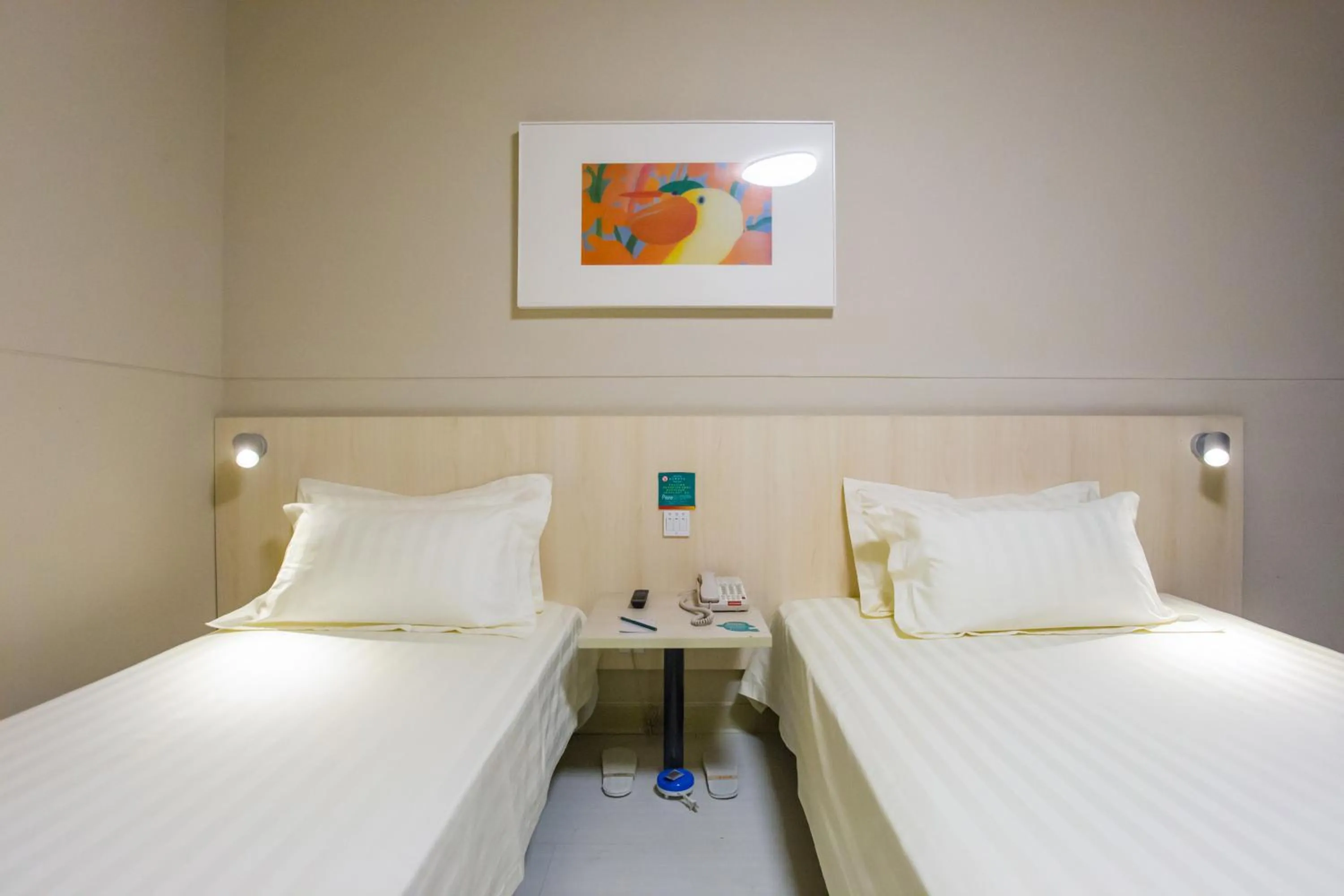 Photo of the whole room in Jinjiang Inn Tianjin South Station