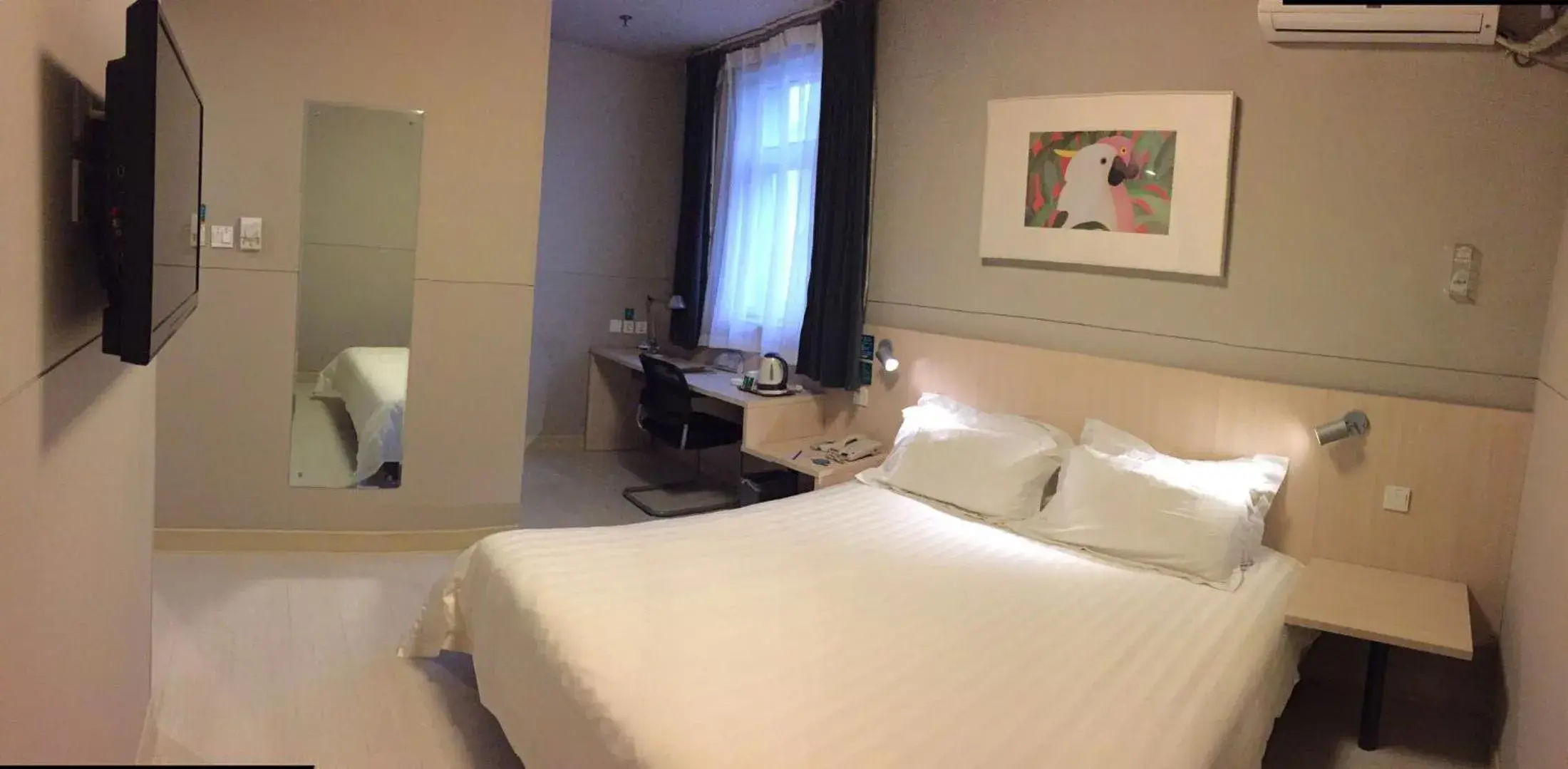 Photo of the whole room, Bed in Jinjiang Inn Changzhi Bayi Square Photo of the whole room, Bed in Jinjiang Inn Changzhi Bayi Square