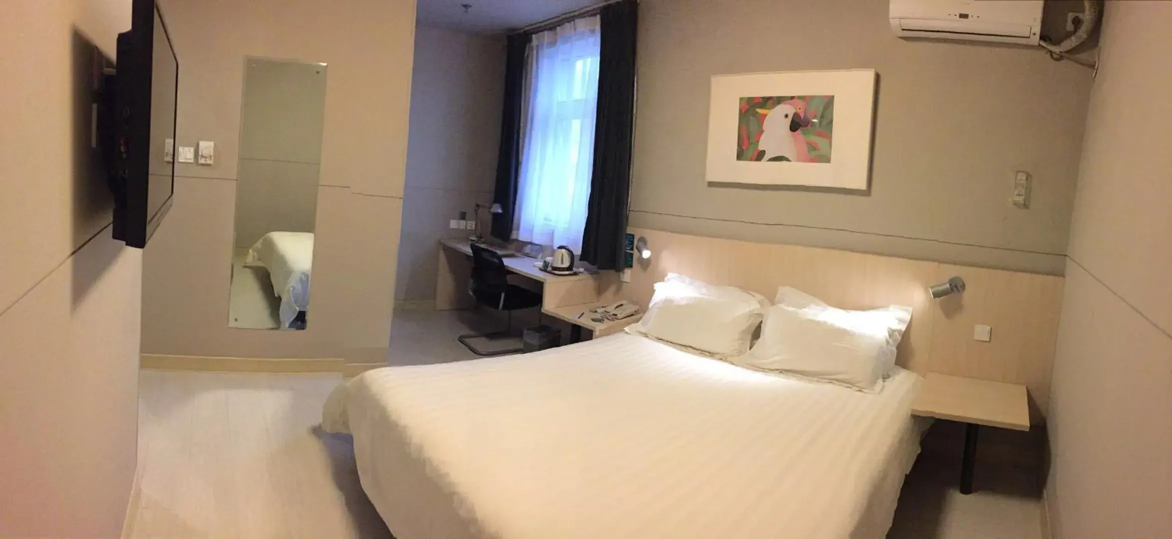 Photo of the whole room, Bed in Jinjiang Inn Changzhi Bayi Square Photo of the whole room, Bed in Jinjiang Inn Changzhi Bayi Square