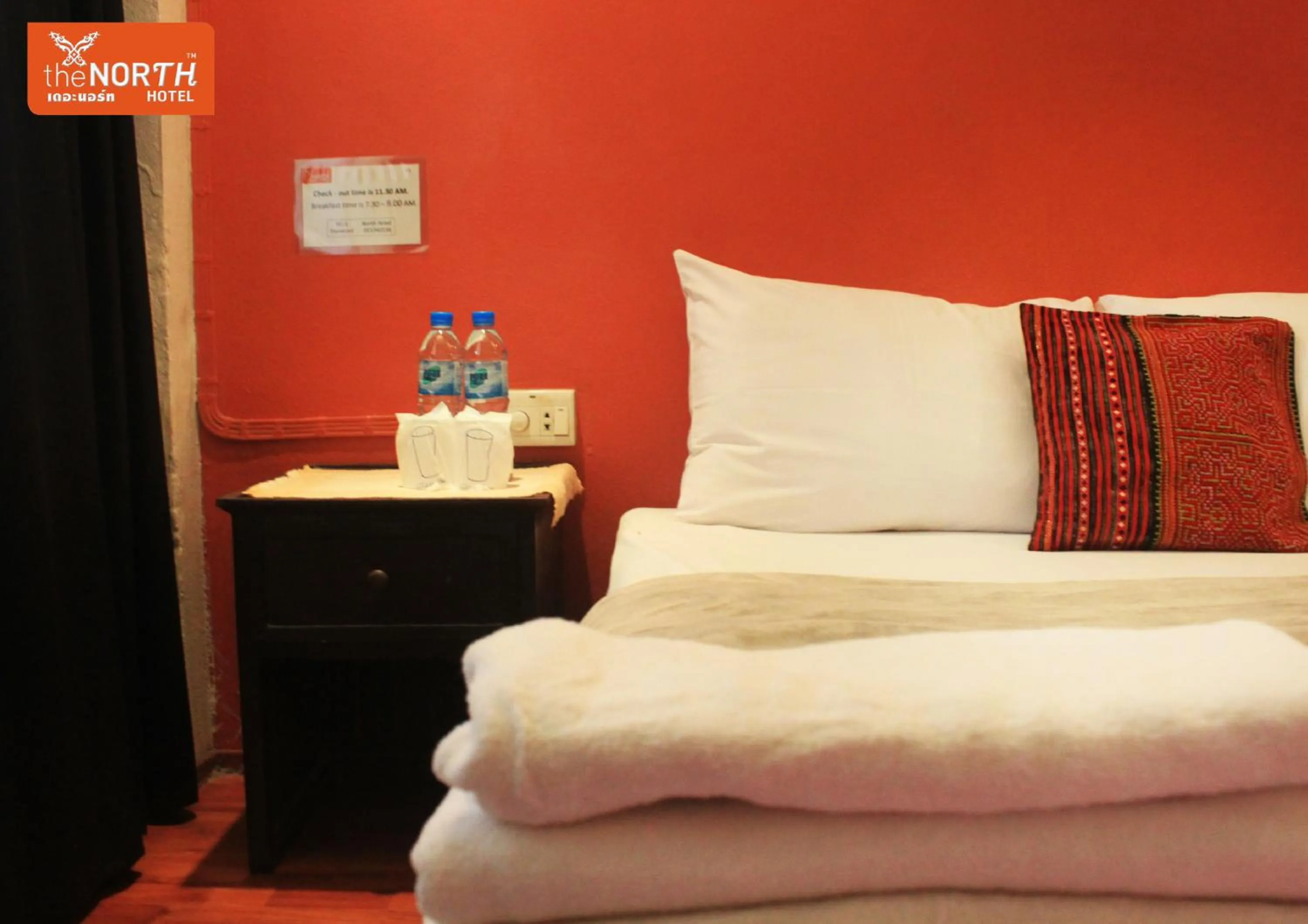 Bed in The North Hotel