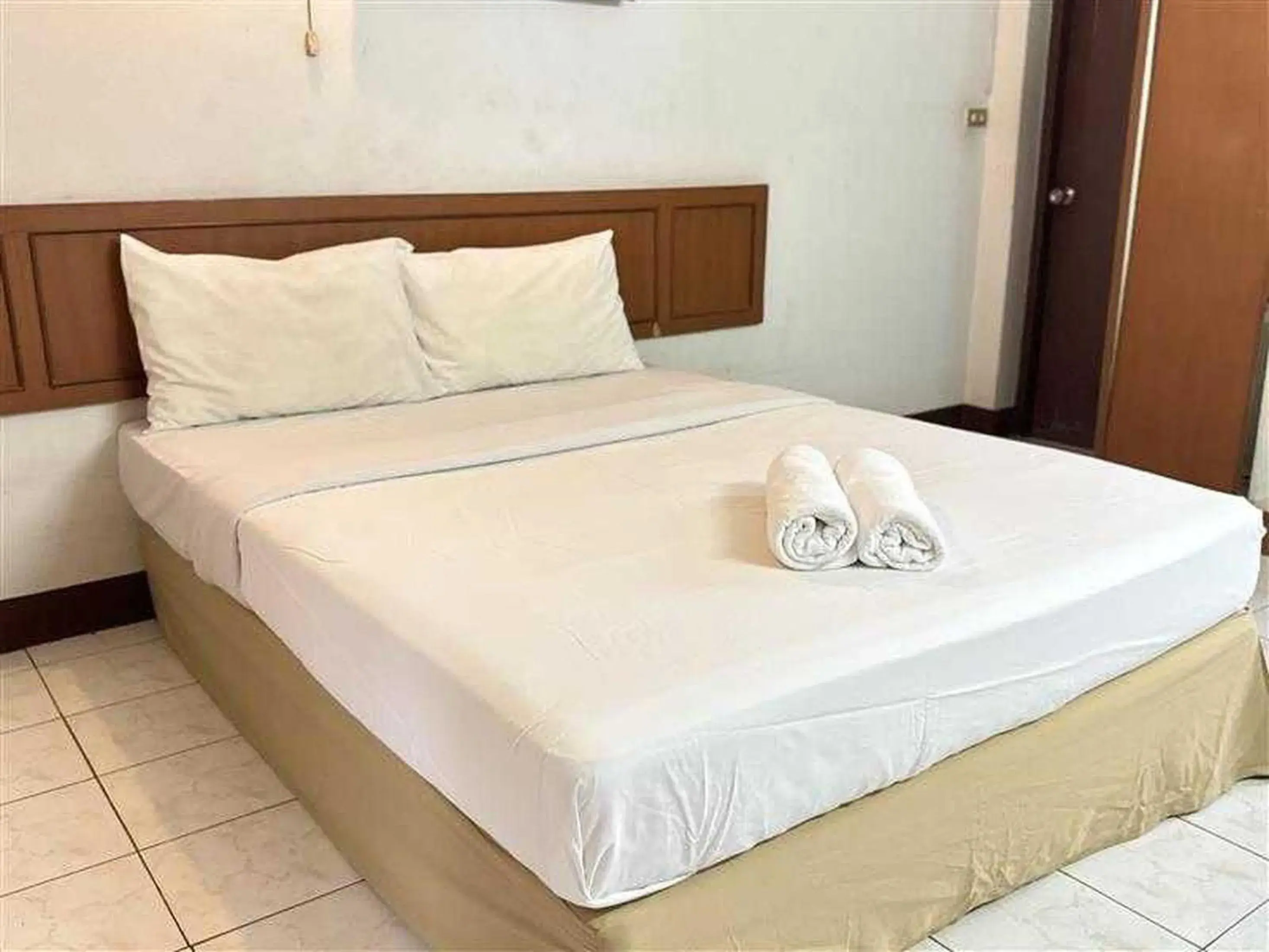 Bedroom, Bed in Hotel O Top North Guesthouse Bedroom, Bed in Hotel O Top North Guesthouse