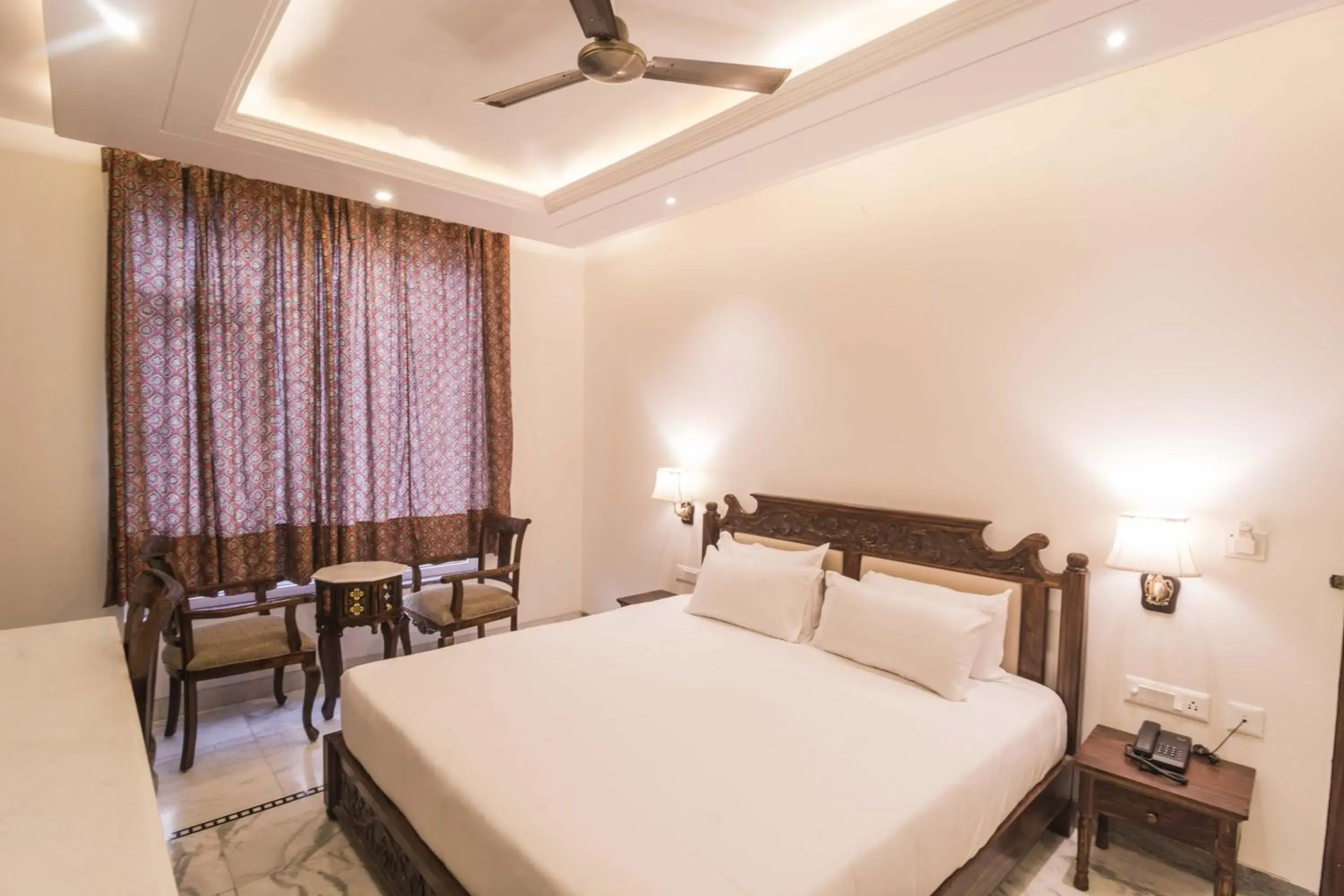 Bed in Pandya Niwas Bed in Pandya Niwas