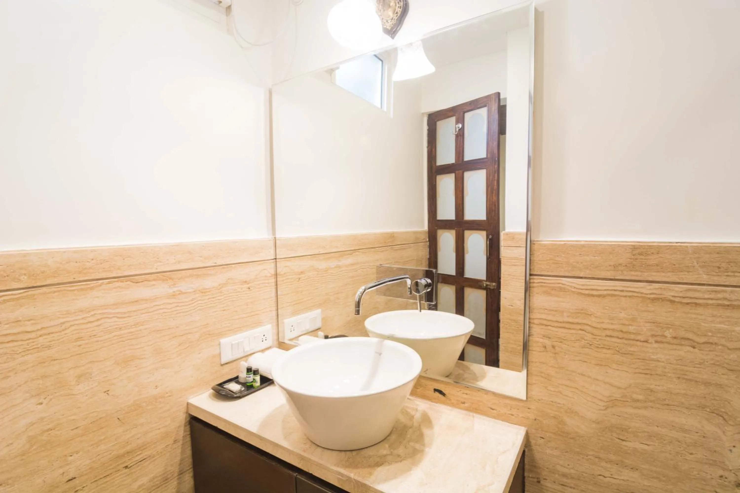 Breakfast in Pandya Niwas