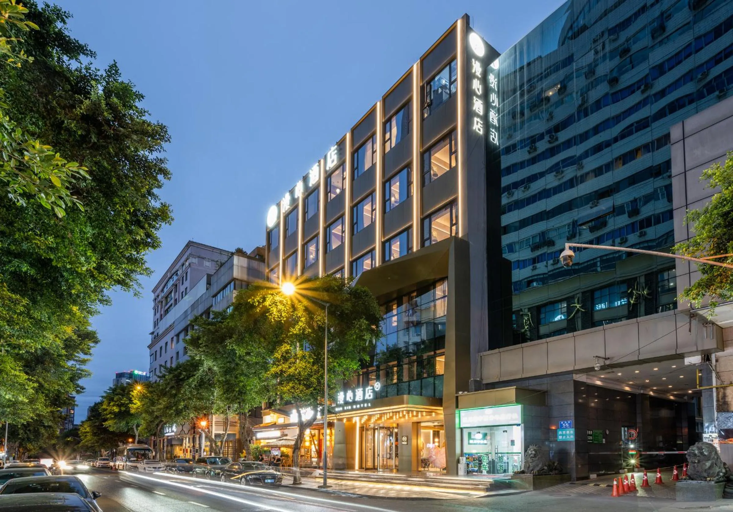 Chengdu Chunxi Taikoo Li Manxin Hotel
