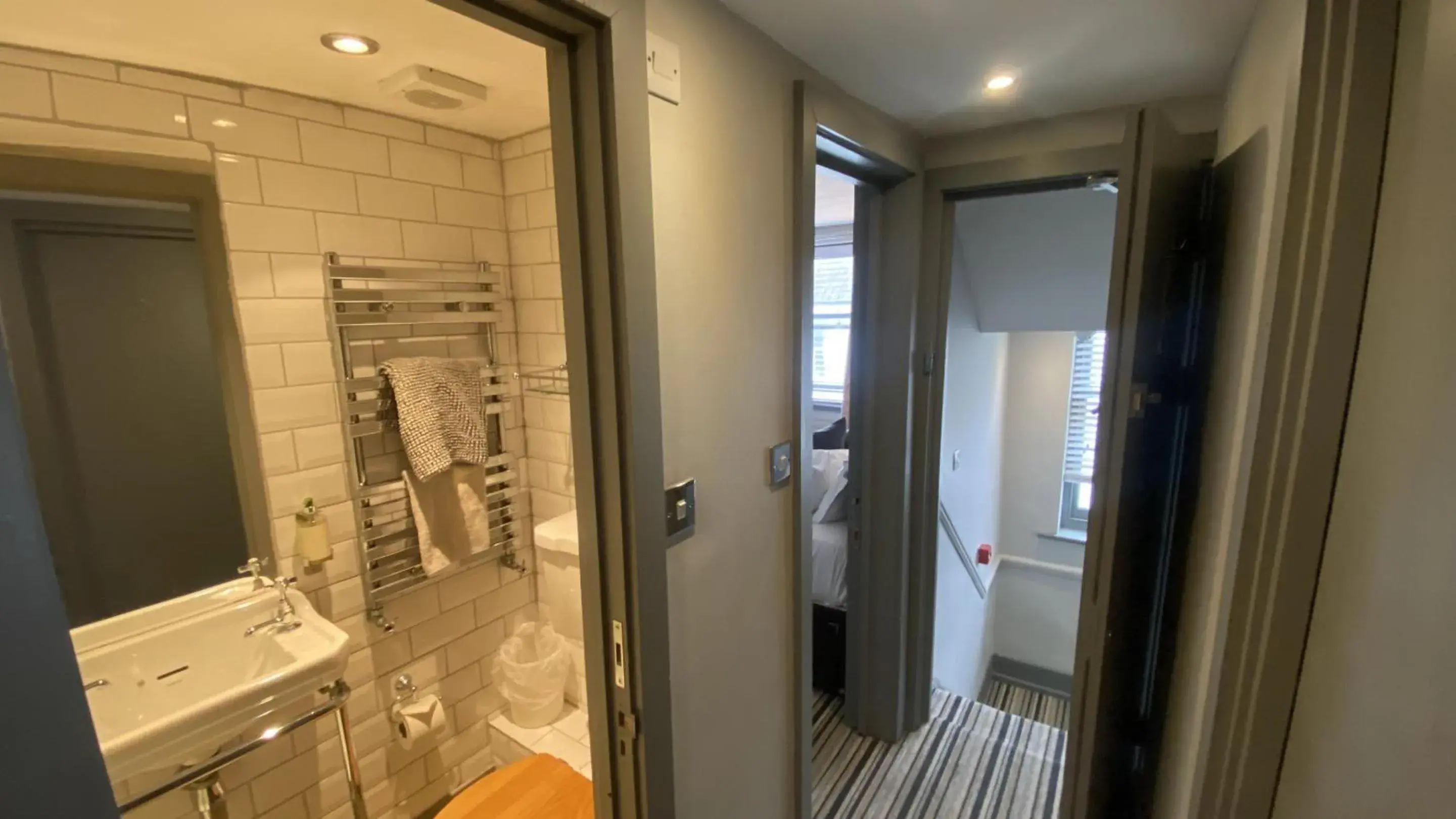 Bedroom in EI8HT Brighton Guest Accommodation Bedroom in EI8HT Brighton Guest Accommodation