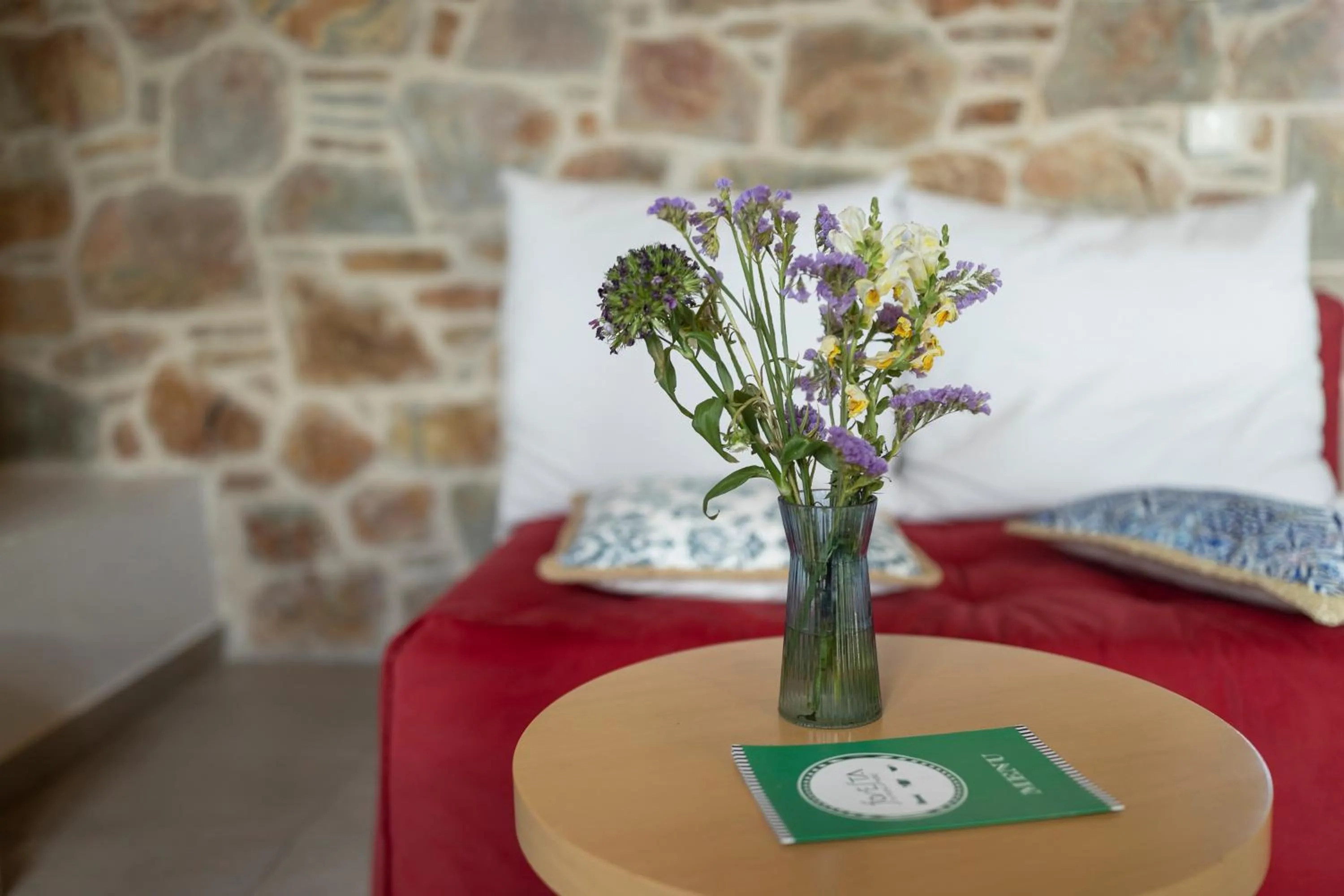 Decorative detail, Bed in Foresta in Medias Mores