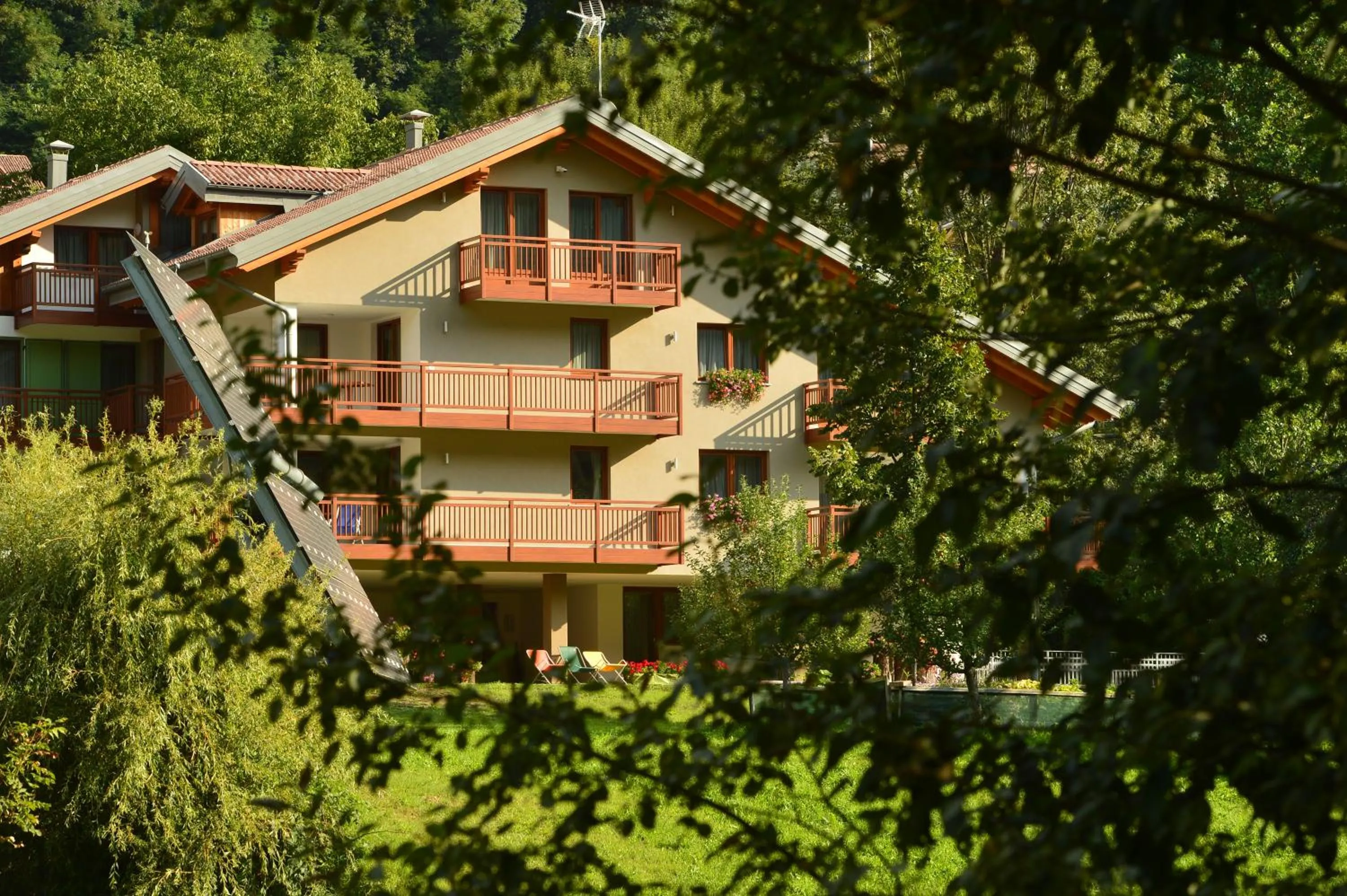 Facade/entrance in La Casa al Noce