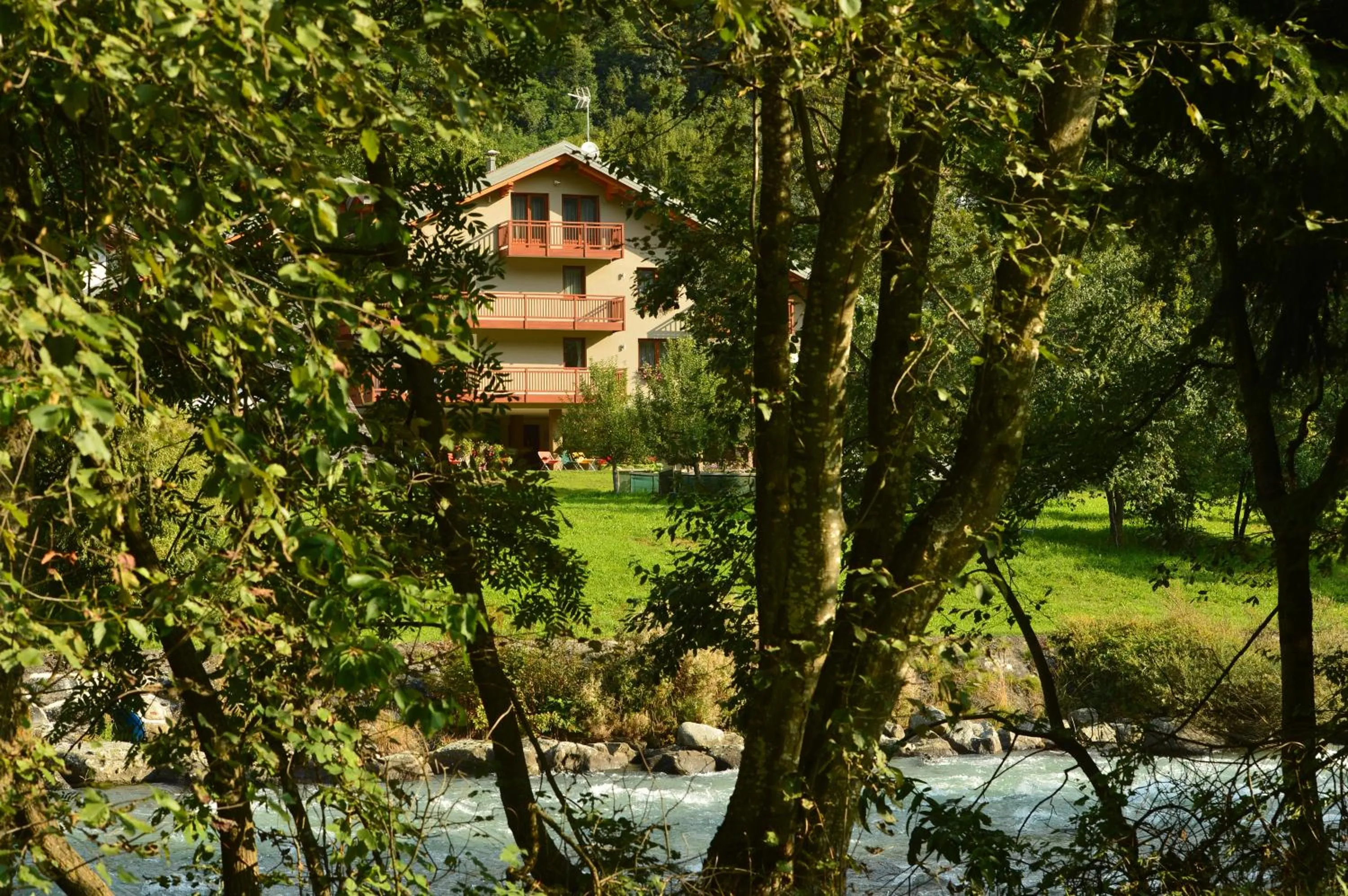 River view in La Casa al Noce
