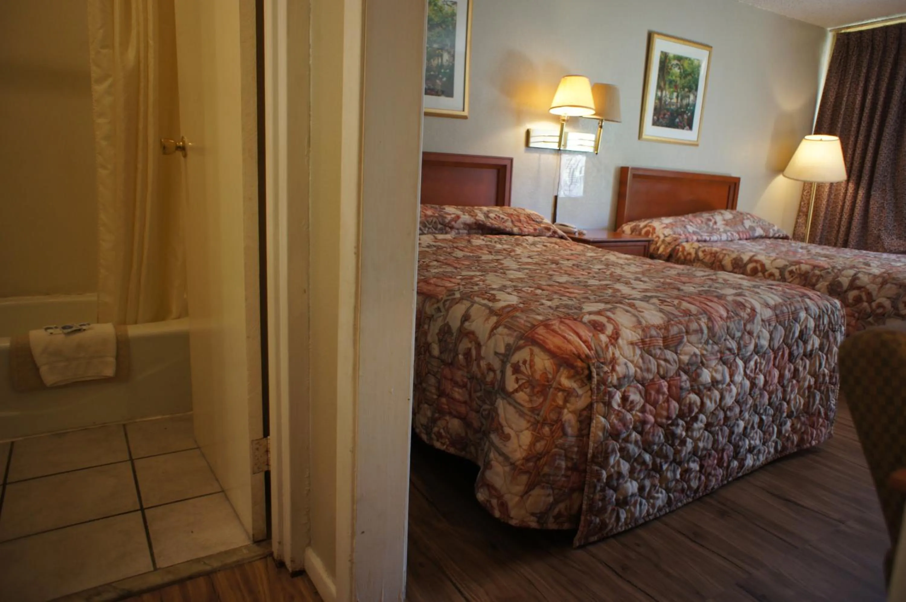 Bed in Executive Inn & Suites