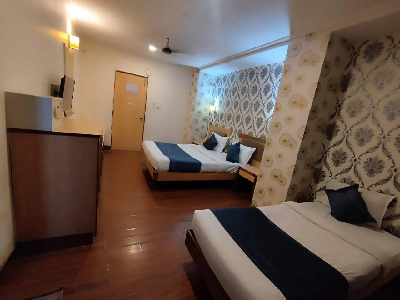 THE CITY PARK HOTEl