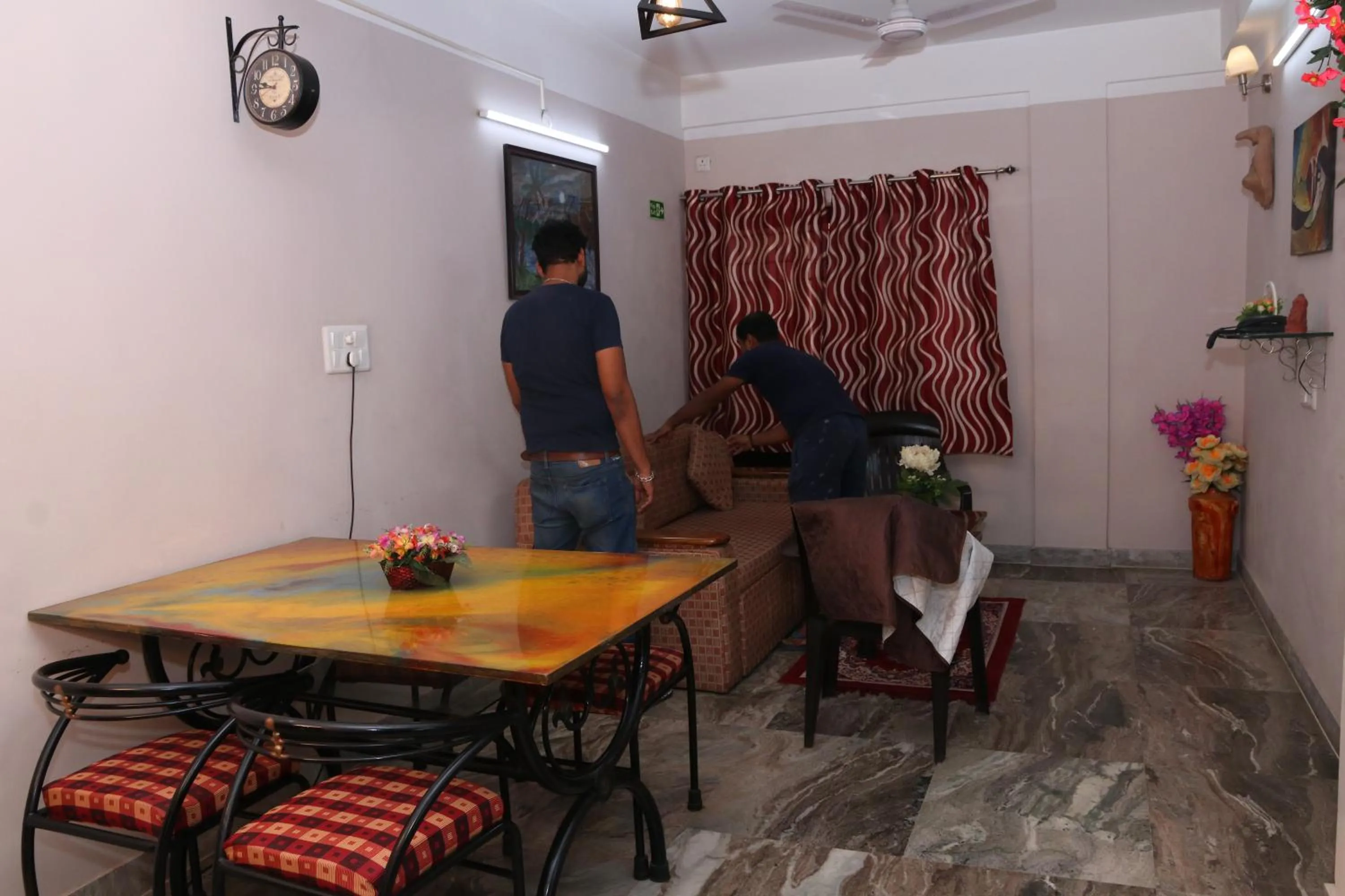 Dining area in The Elite Apartment Hotel