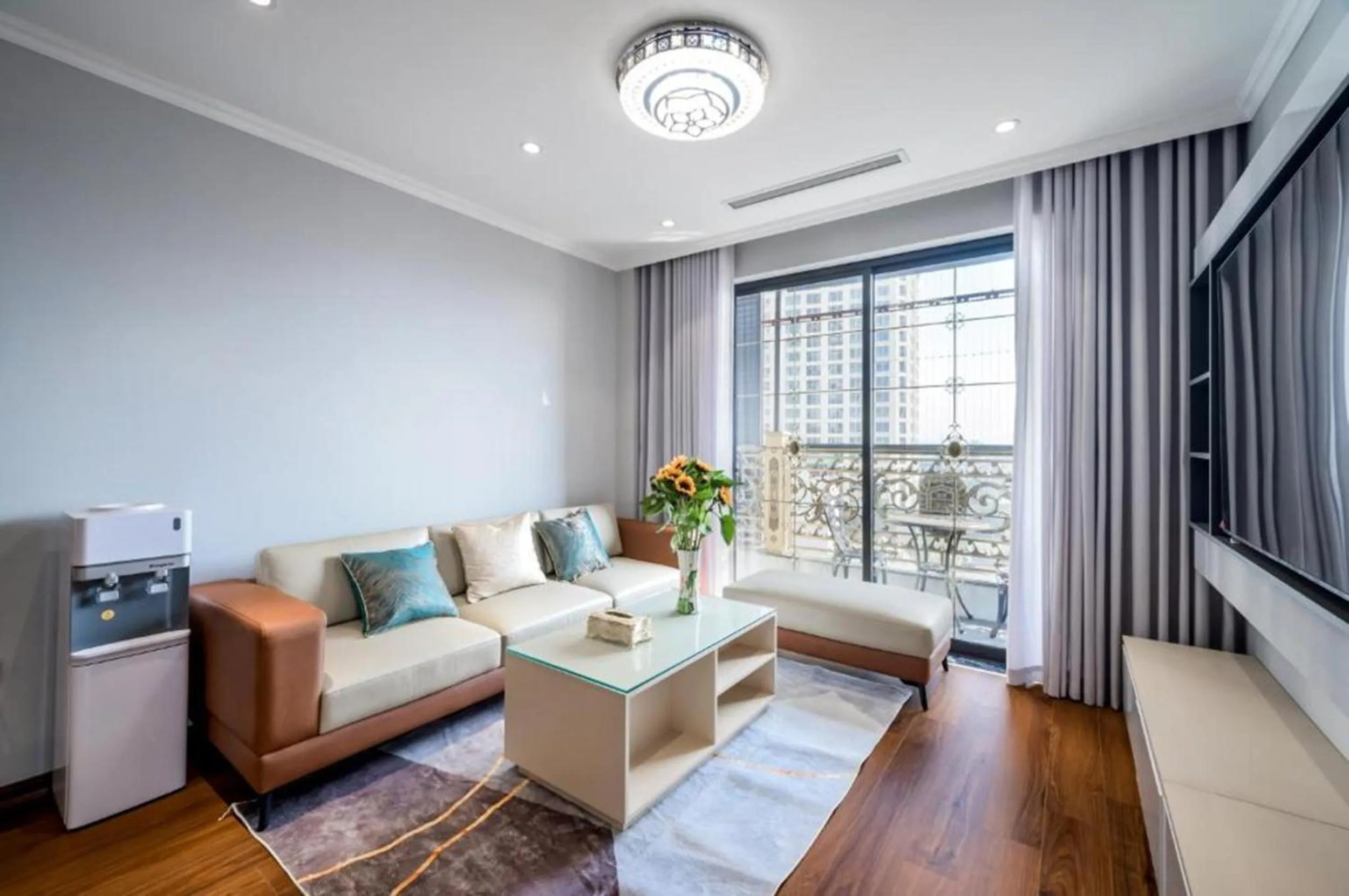 Living room in Luxe Paradise Suites Tay Ho