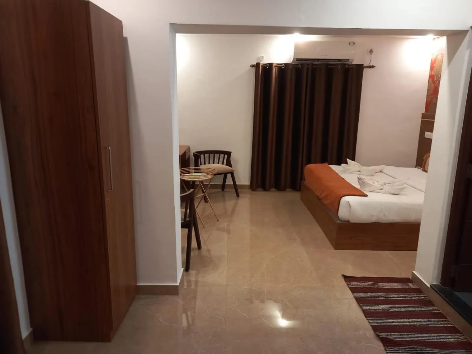 Photo of the whole room, Bed in Fortkochi Beach Inn