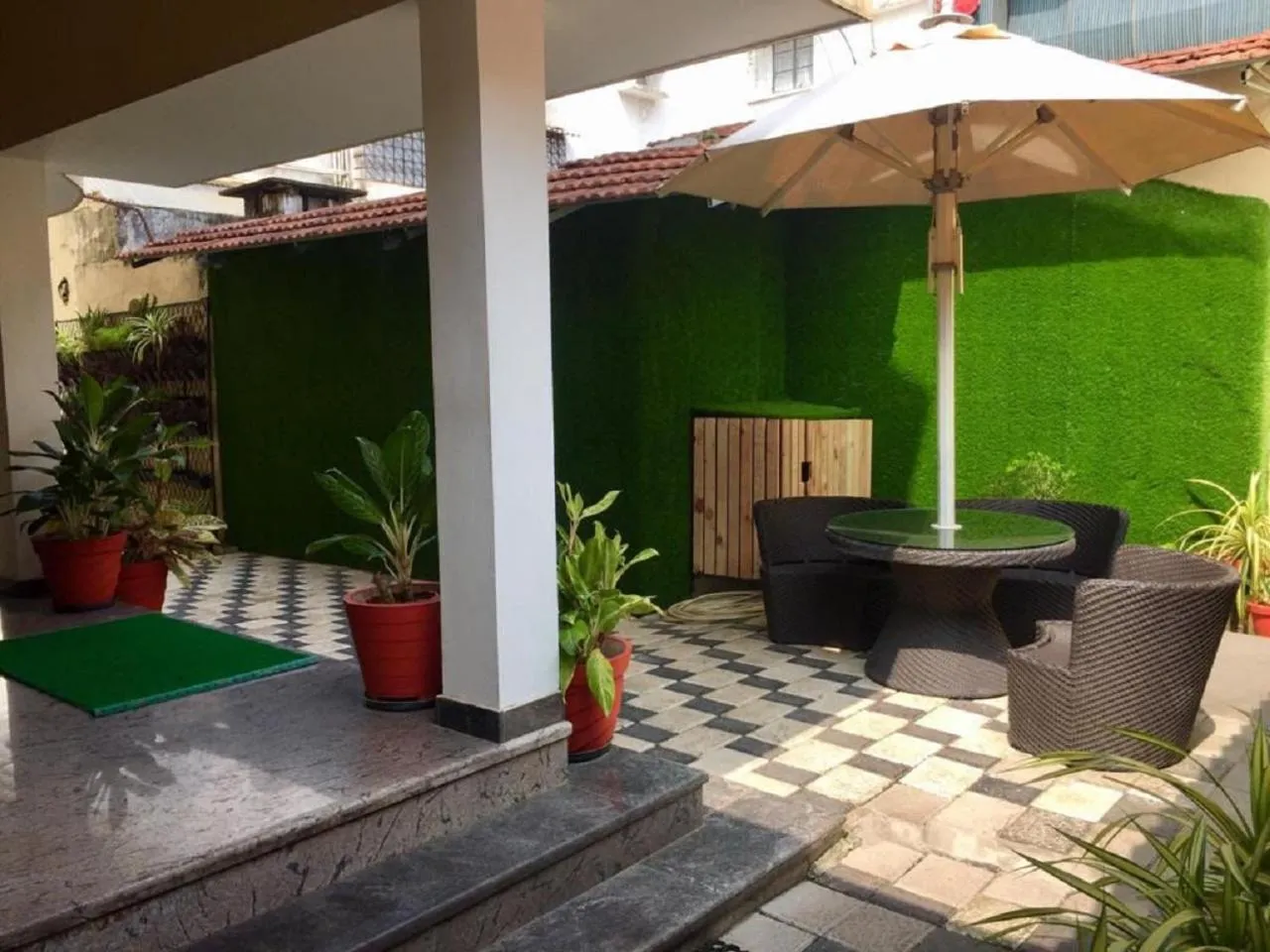 Area and facilities in Fortkochi Beach Inn