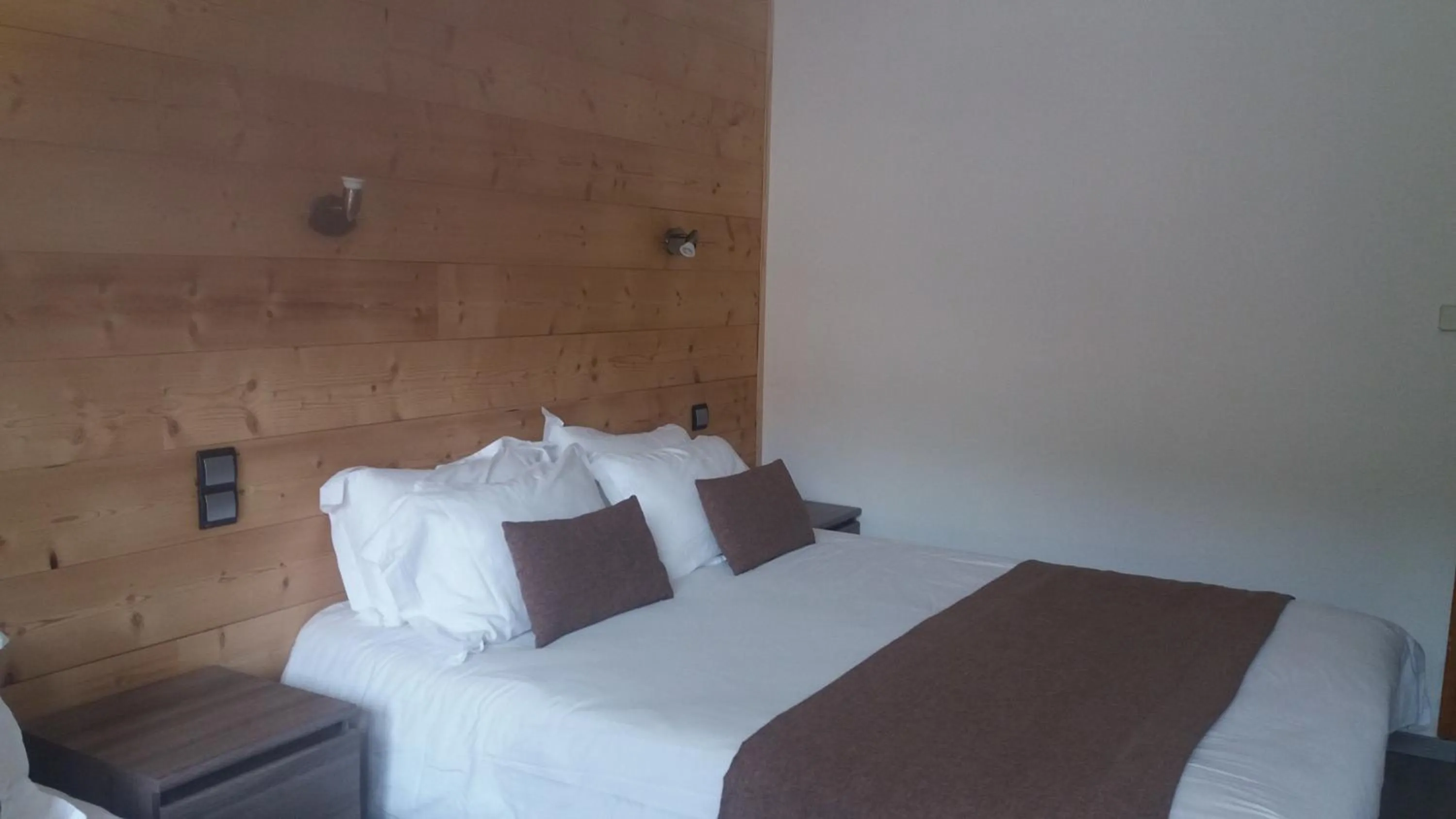 Bed in Aiguille Noire