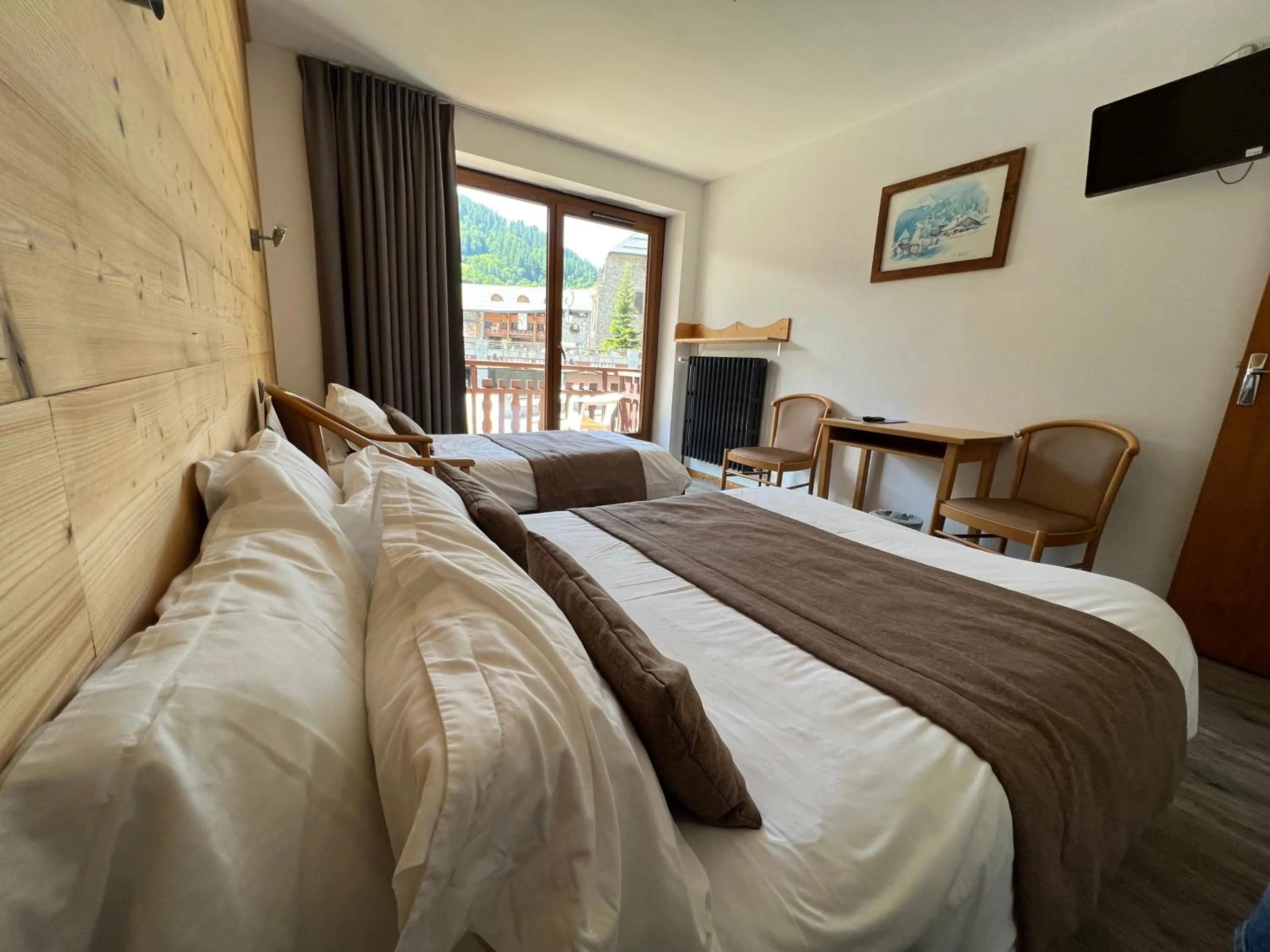 Bed in Aiguille Noire