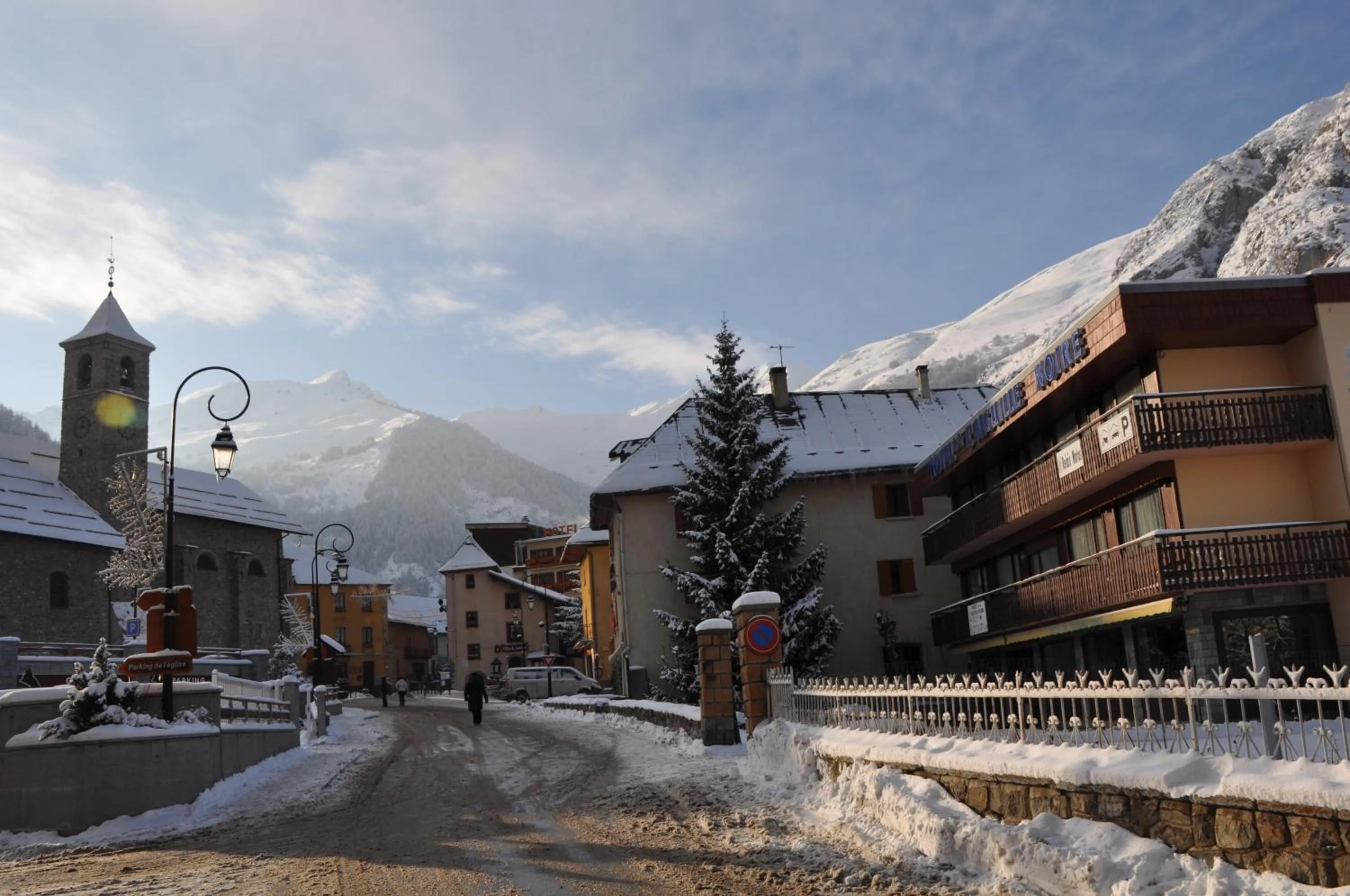 Neighbourhood in Aiguille Noire