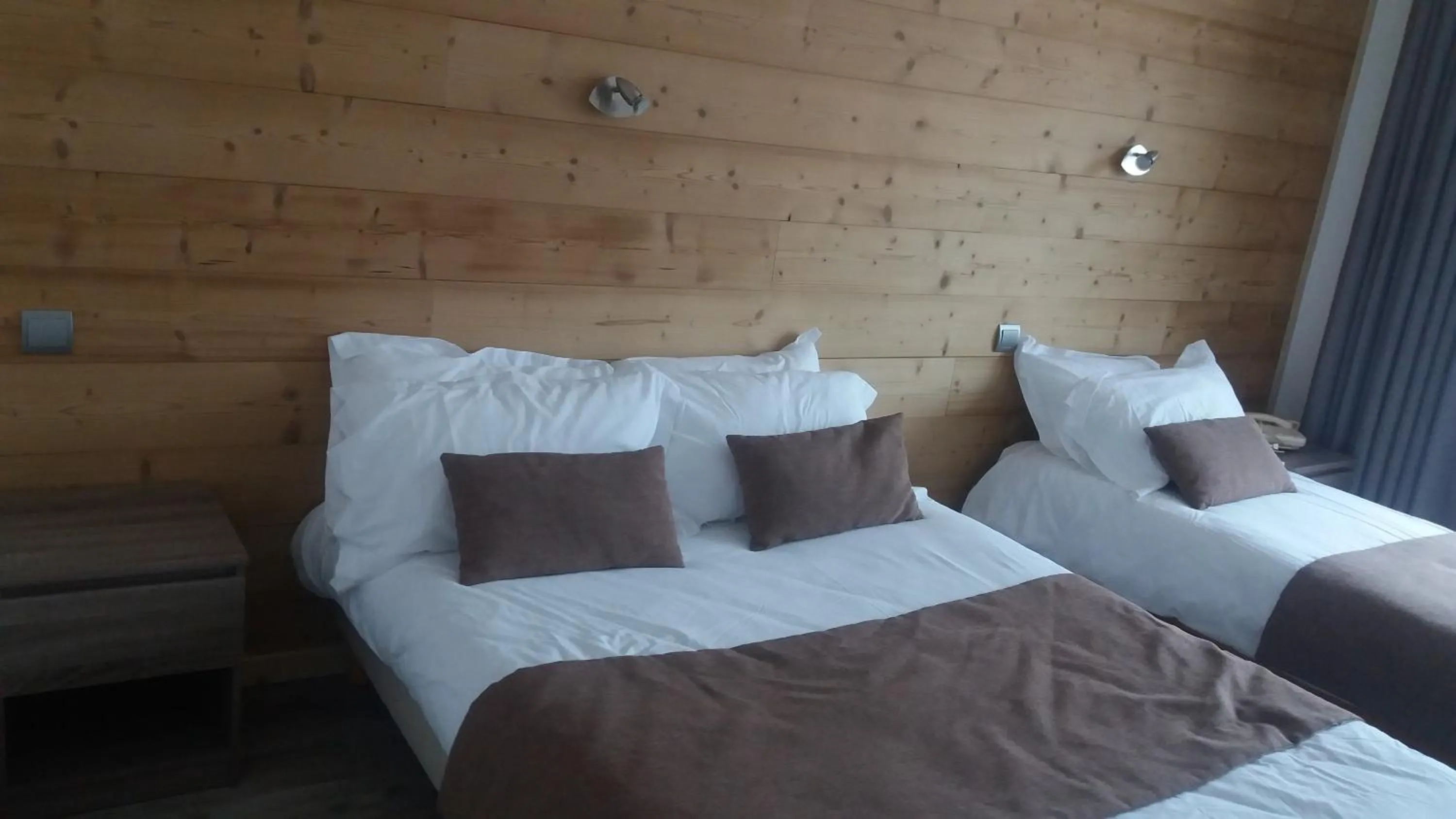 Bed in Aiguille Noire