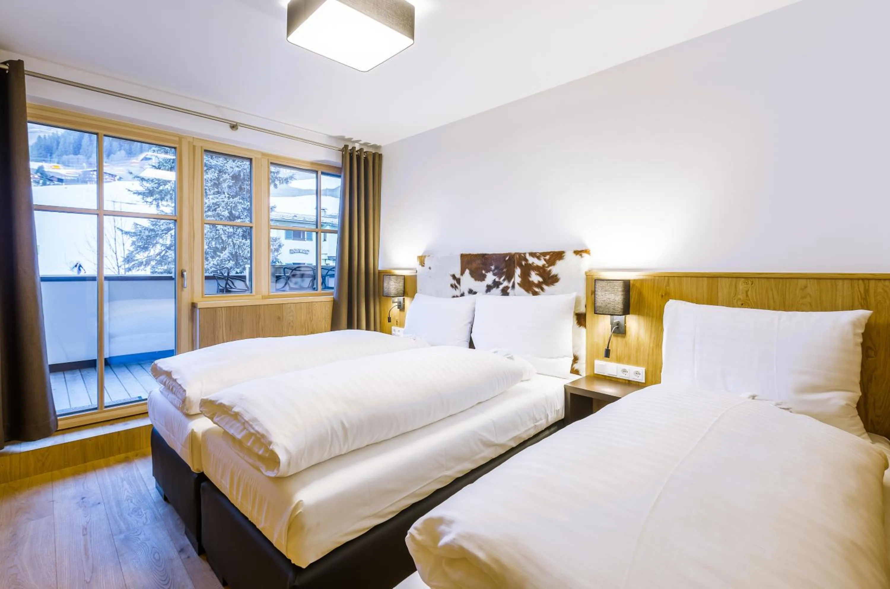 Bedroom, Bed in Bolodges Apartments by Alpin Rentals