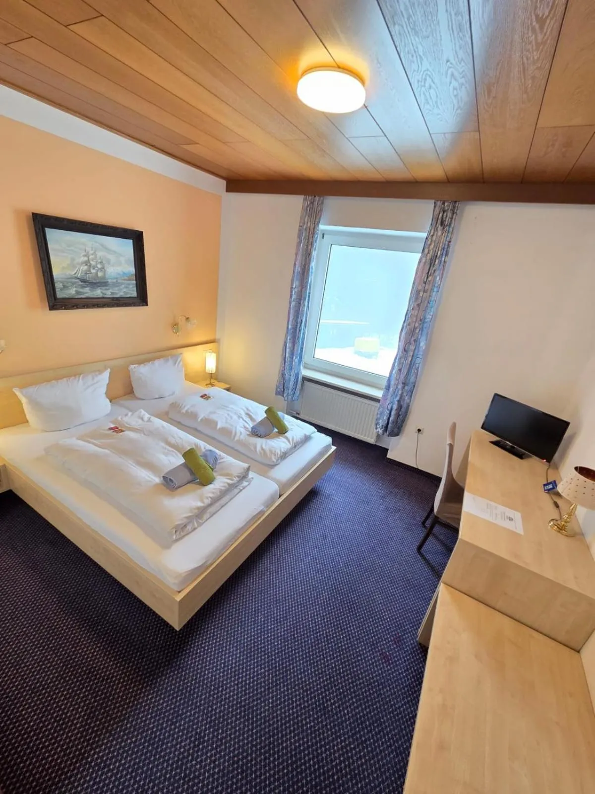 Photo of the whole room, Bed in Hotel BURGWALD