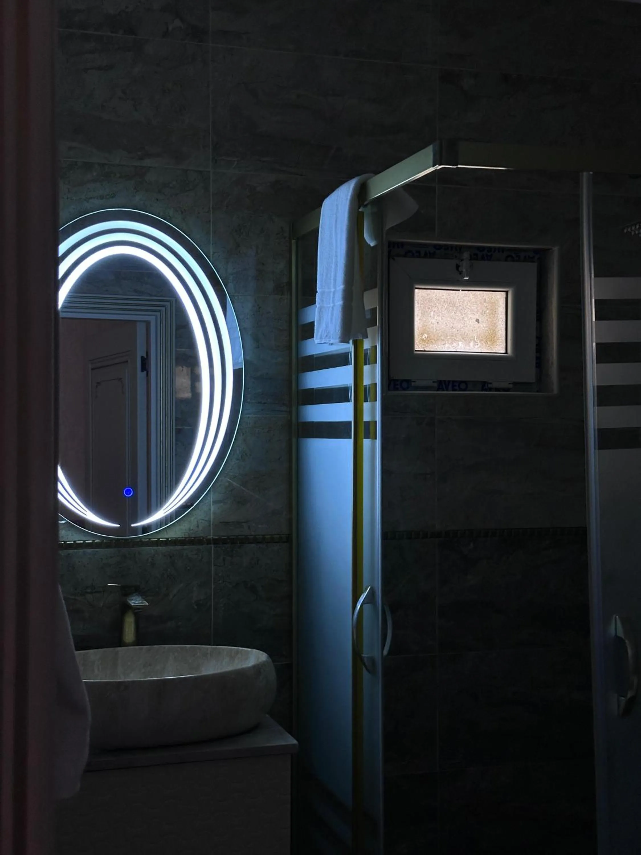 Bathroom in Central City Hotel