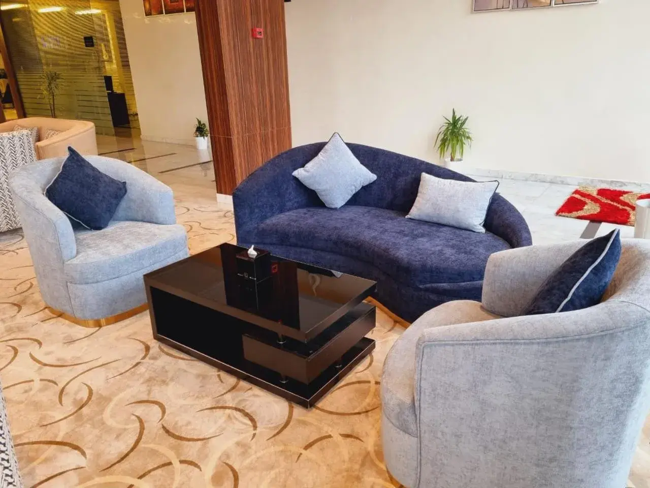 Lobby or reception in رؤوم ان للشقق الفندقية-Raoum Inn Hotel Apartments Lobby or reception in رؤوم ان للشقق الفندقية-Raoum Inn Hotel Apartments