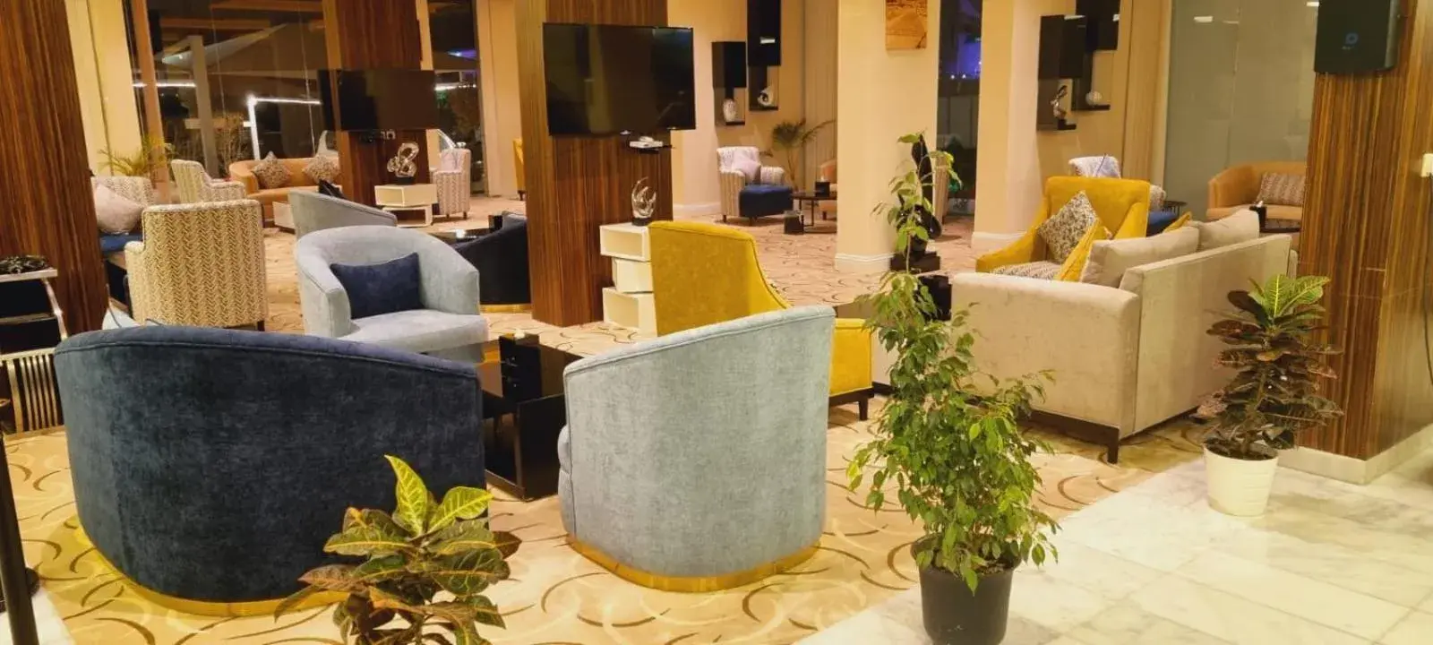 Lobby or reception in رؤوم ان للشقق الفندقية-Raoum Inn Hotel Apartments Lobby or reception in رؤوم ان للشقق الفندقية-Raoum Inn Hotel Apartments