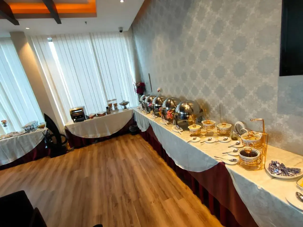 Restaurant/places to eat in رؤوم ان للشقق الفندقية-Raoum Inn Hotel Apartments Restaurant/places to eat in رؤوم ان للشقق الفندقية-Raoum Inn Hotel Apartments