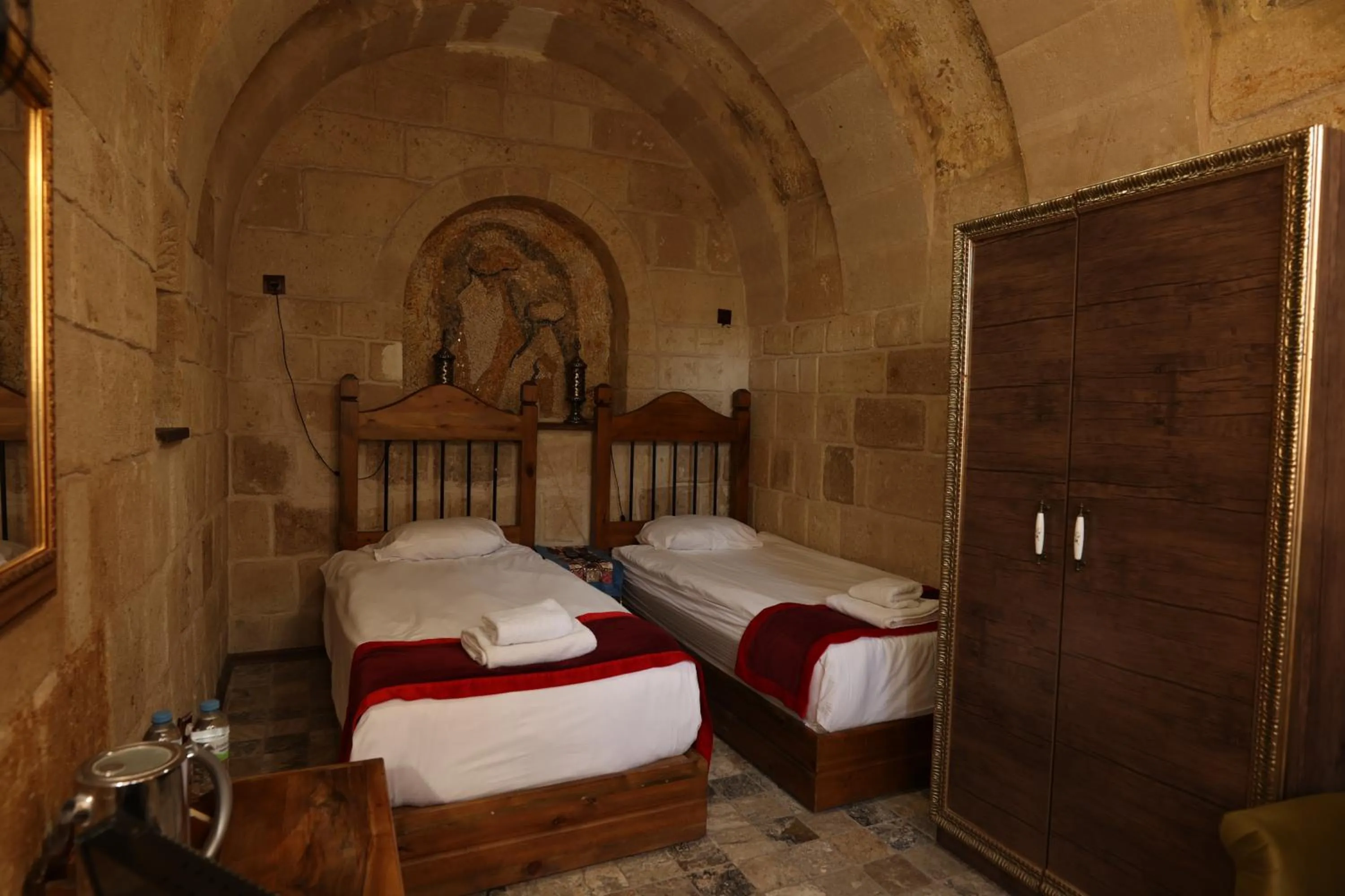 Artium Cave Hotel