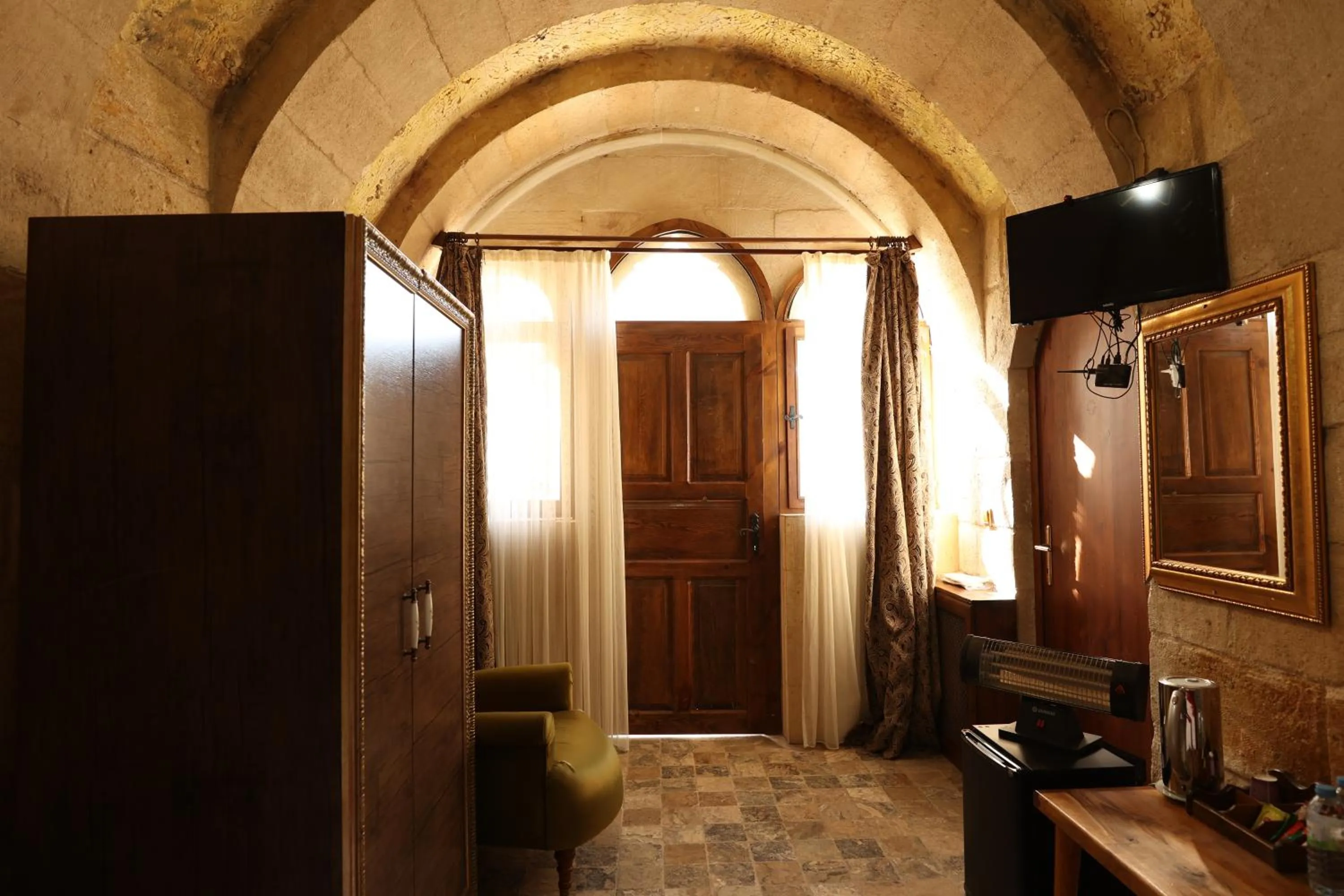 Artium Cave Hotel