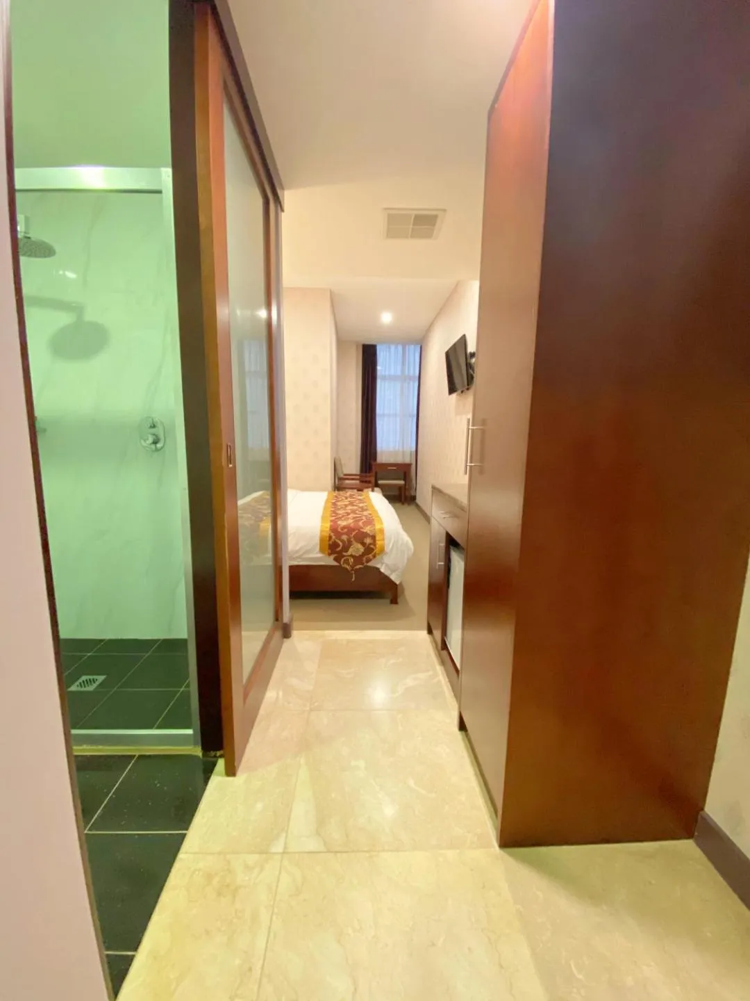 Bed in Megaboom City Hotel