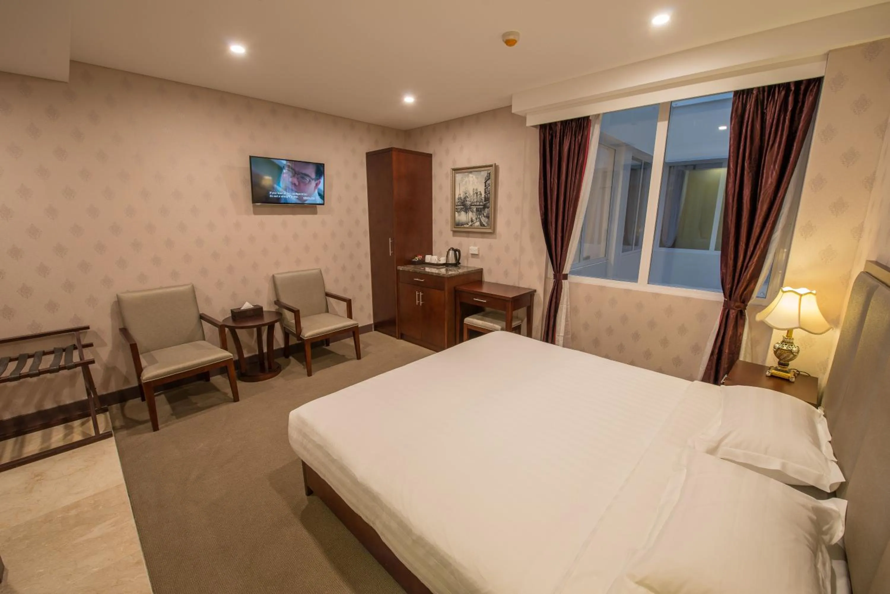 Photo of the whole room, Bed in Megaboom City Hotel