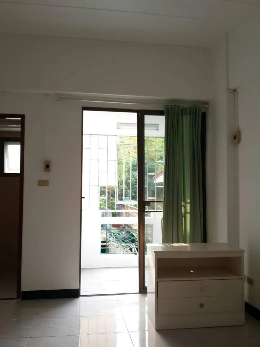 Bed in Sathitsit Mansion