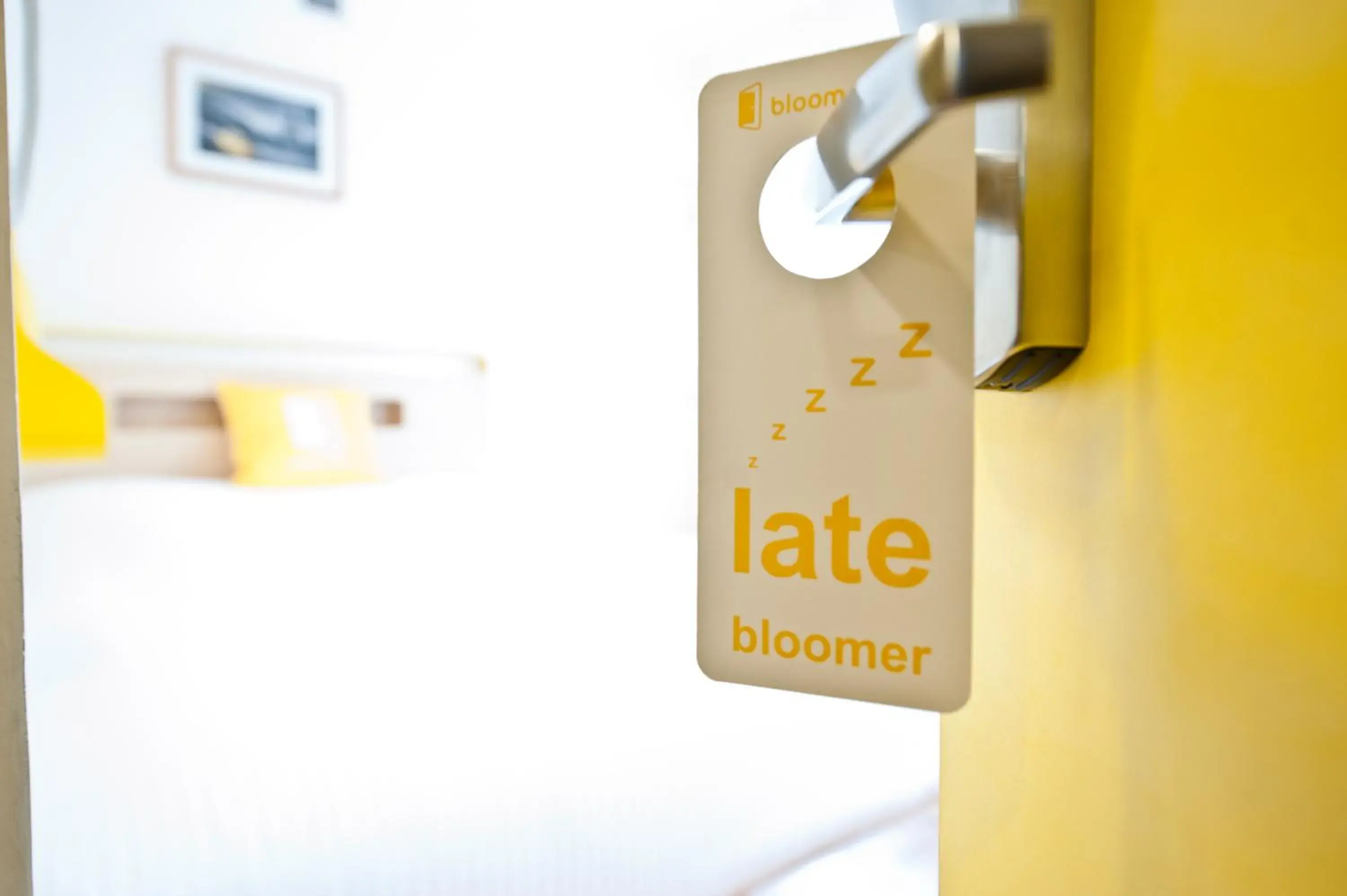 Bedroom in bloomrooms @ Indiranagar Bedroom in bloomrooms @ Indiranagar