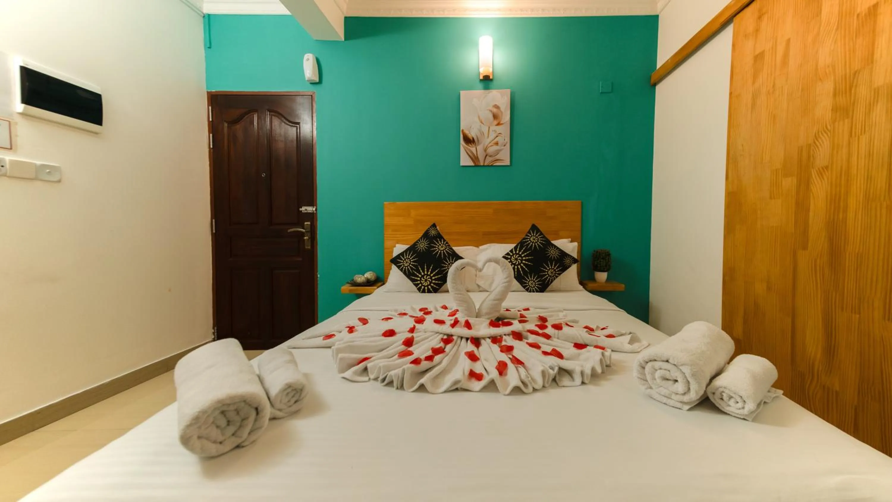 Property building, Bed in Vilu Rest