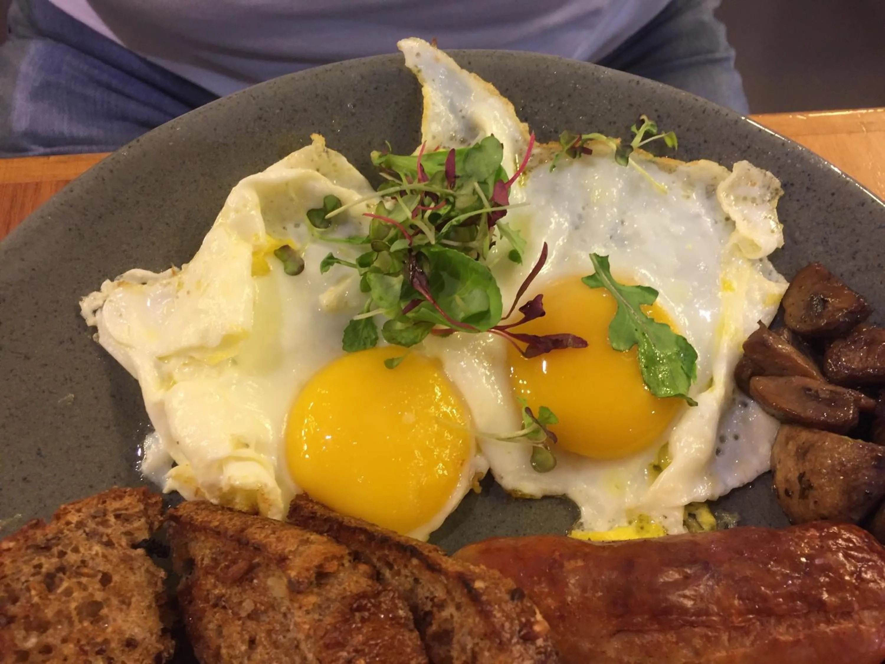 Breakfast in Summit Place Guesthouse