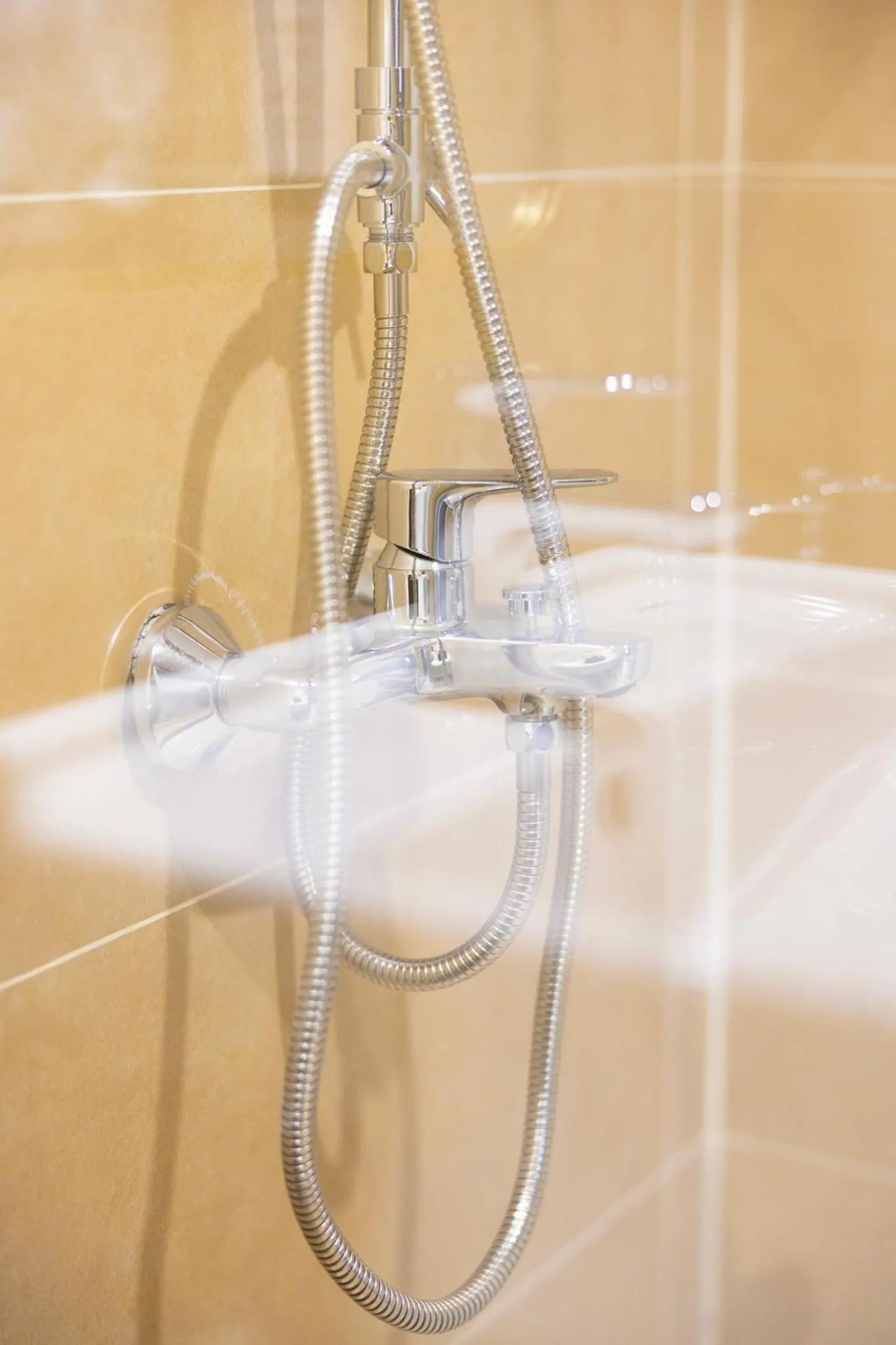 Shower in Royal Hotel Phu Quoc 2