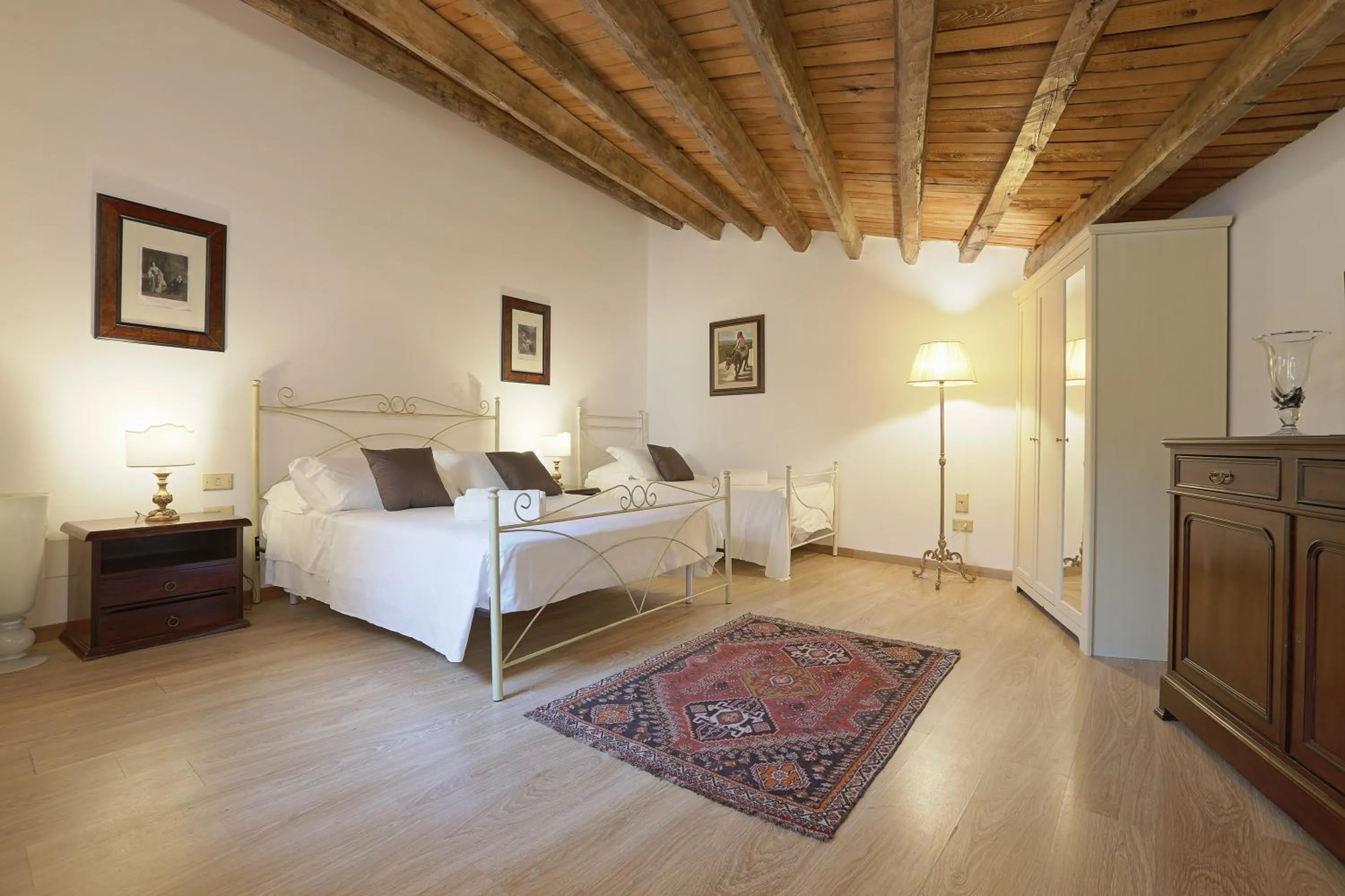 Bedroom, Bed in Atenea Luxury Suites - Atenea Collection