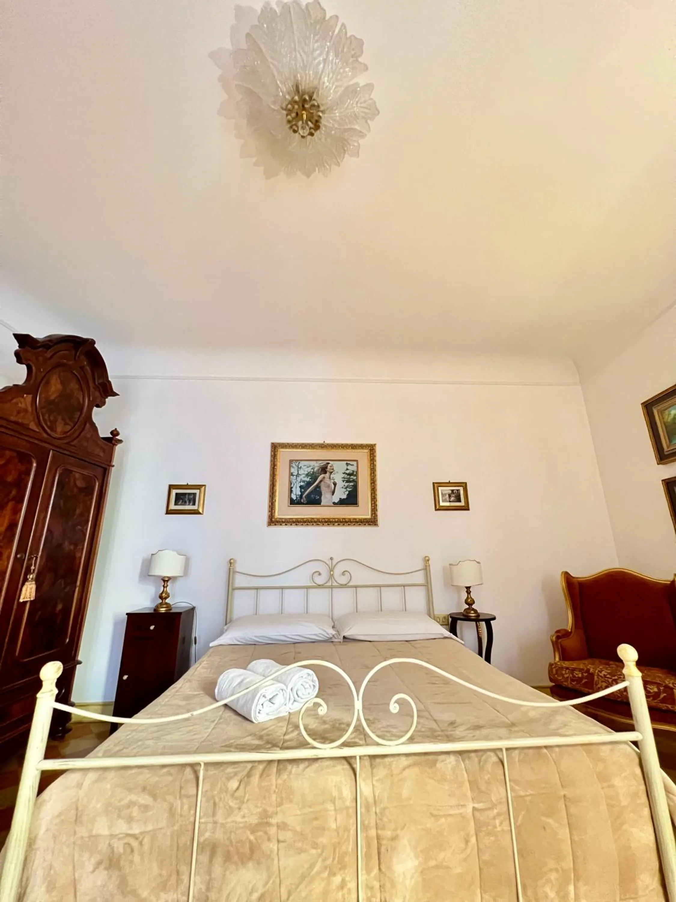 Bed in Atenea Luxury Suites - Atenea Collection