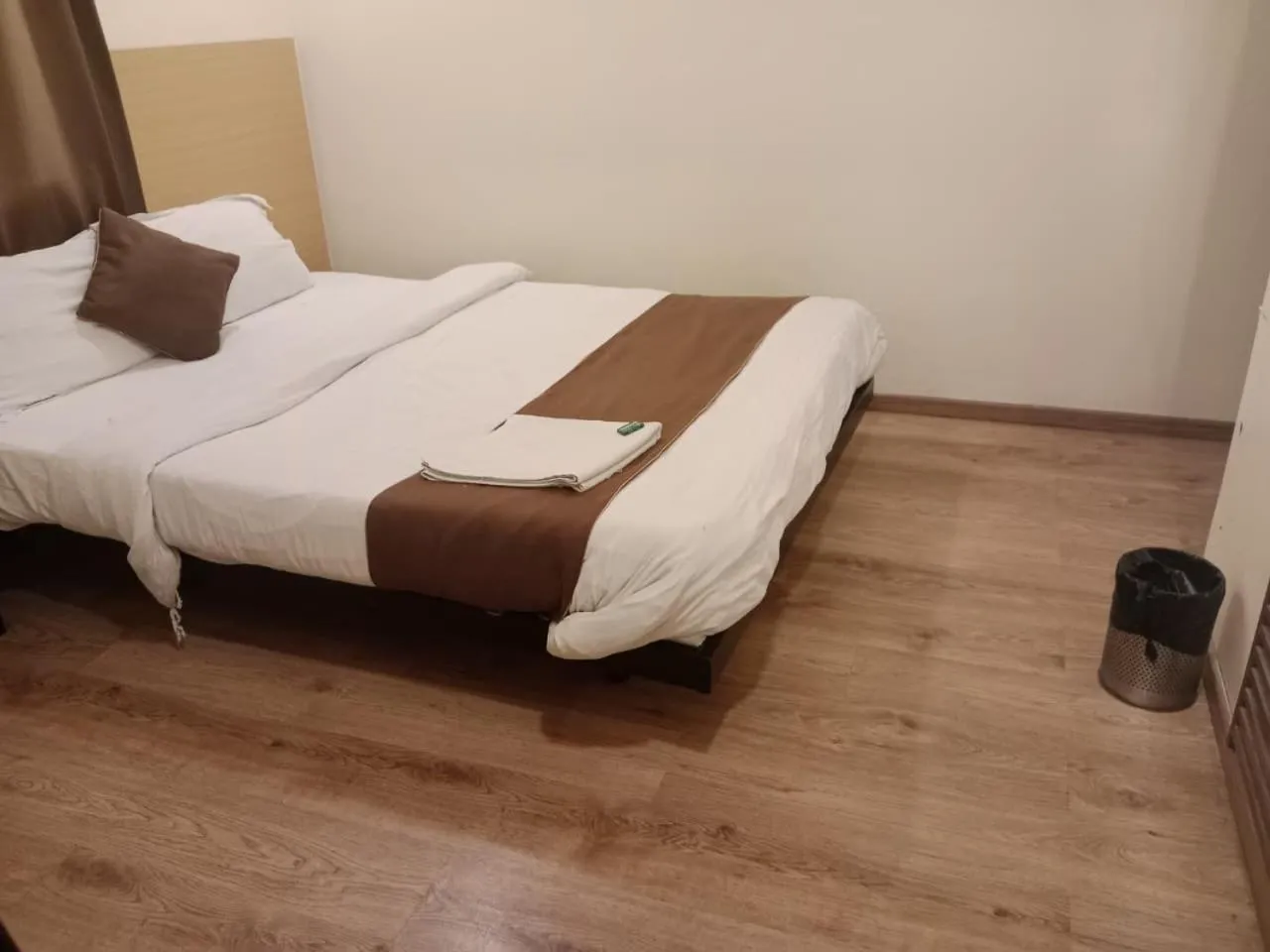 Bed in Hotel Ambika Grand