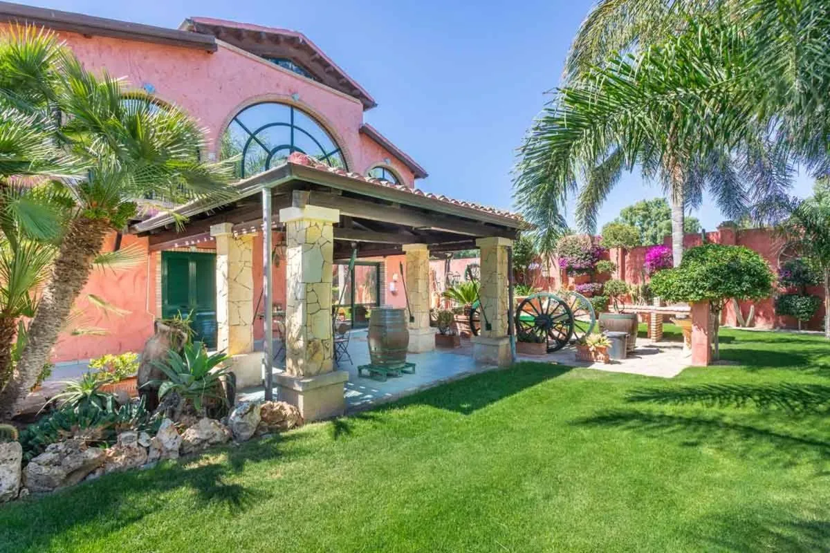 Property building in Villa Flumini