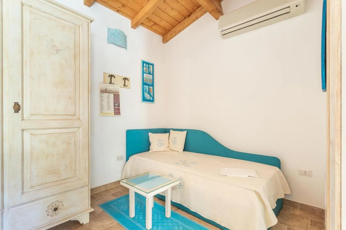 Bed in Villa Flumini
