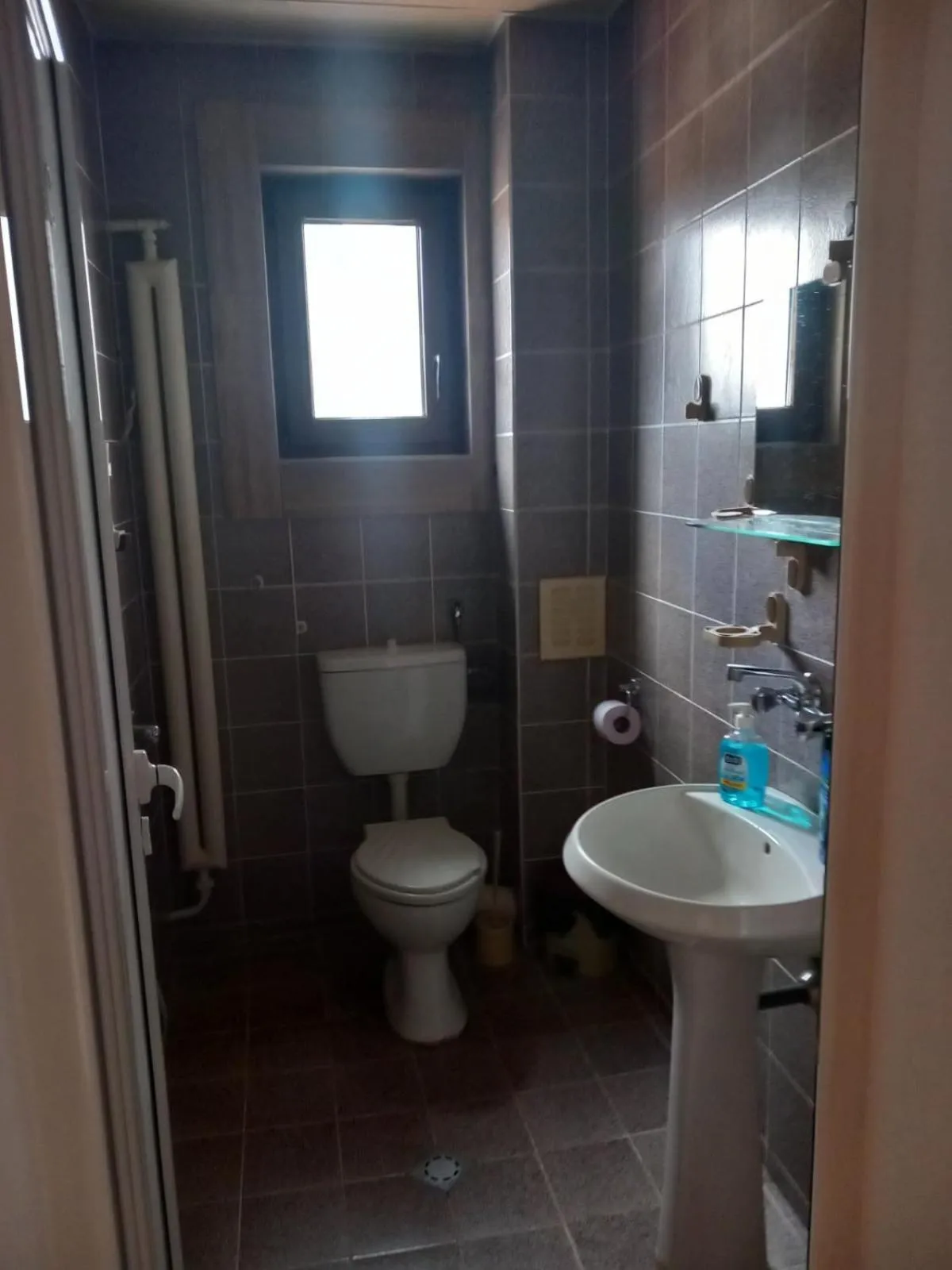 Shower in Hotel Mishel